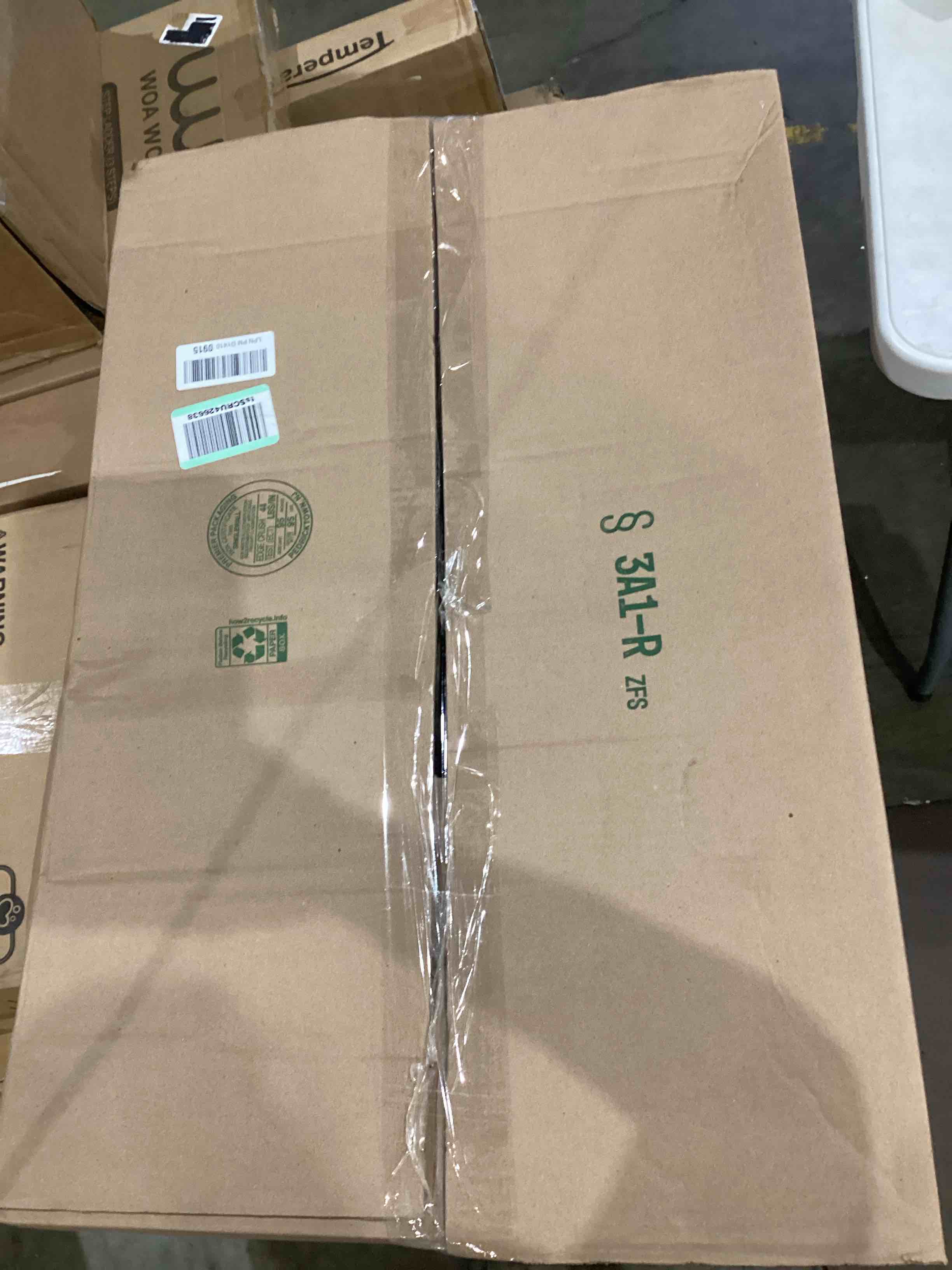 https://s3.amazonaws.com/lotting-images-prod/bidfta/PPE1203658_1752679010914.jpeg