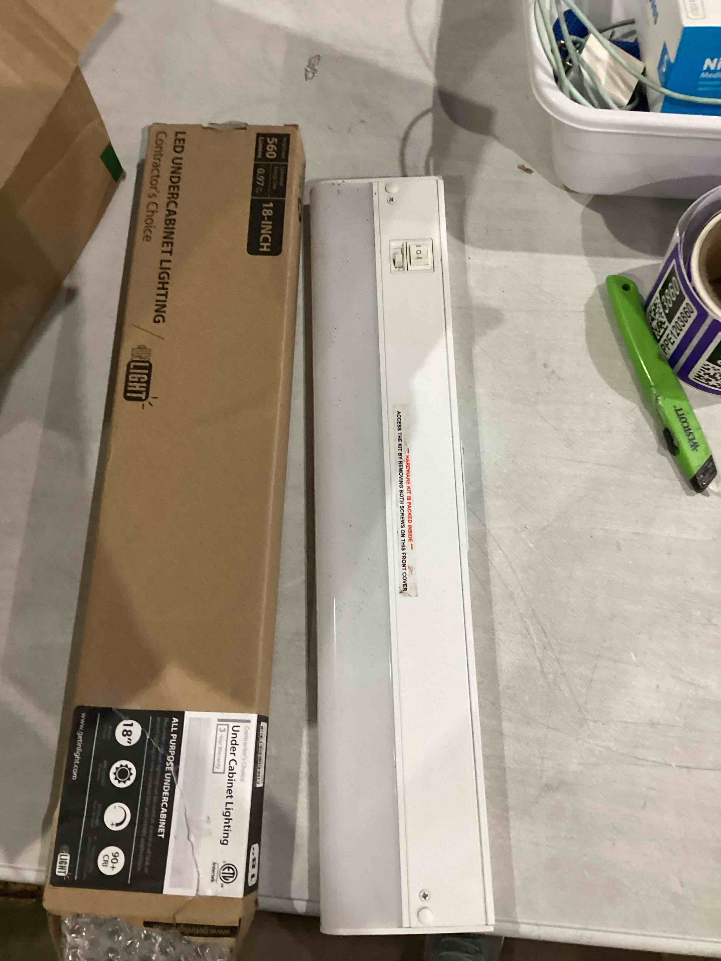 https://s3.amazonaws.com/lotting-images-prod/bidfta/PPE1203860_1752771871202.jpeg