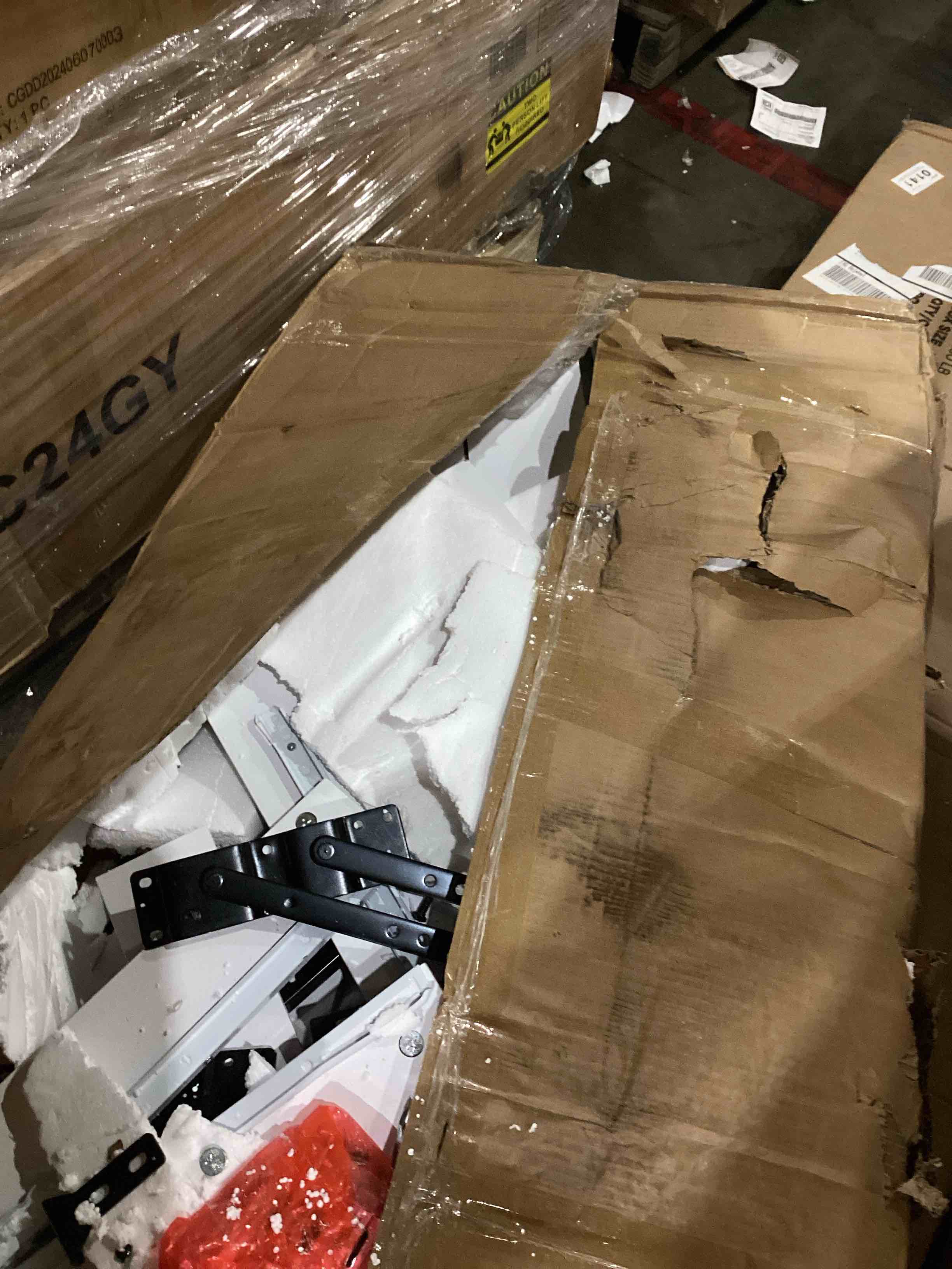 https://s3.amazonaws.com/lotting-images-prod/bidfta/PPE1203932_1752847015559.jpeg