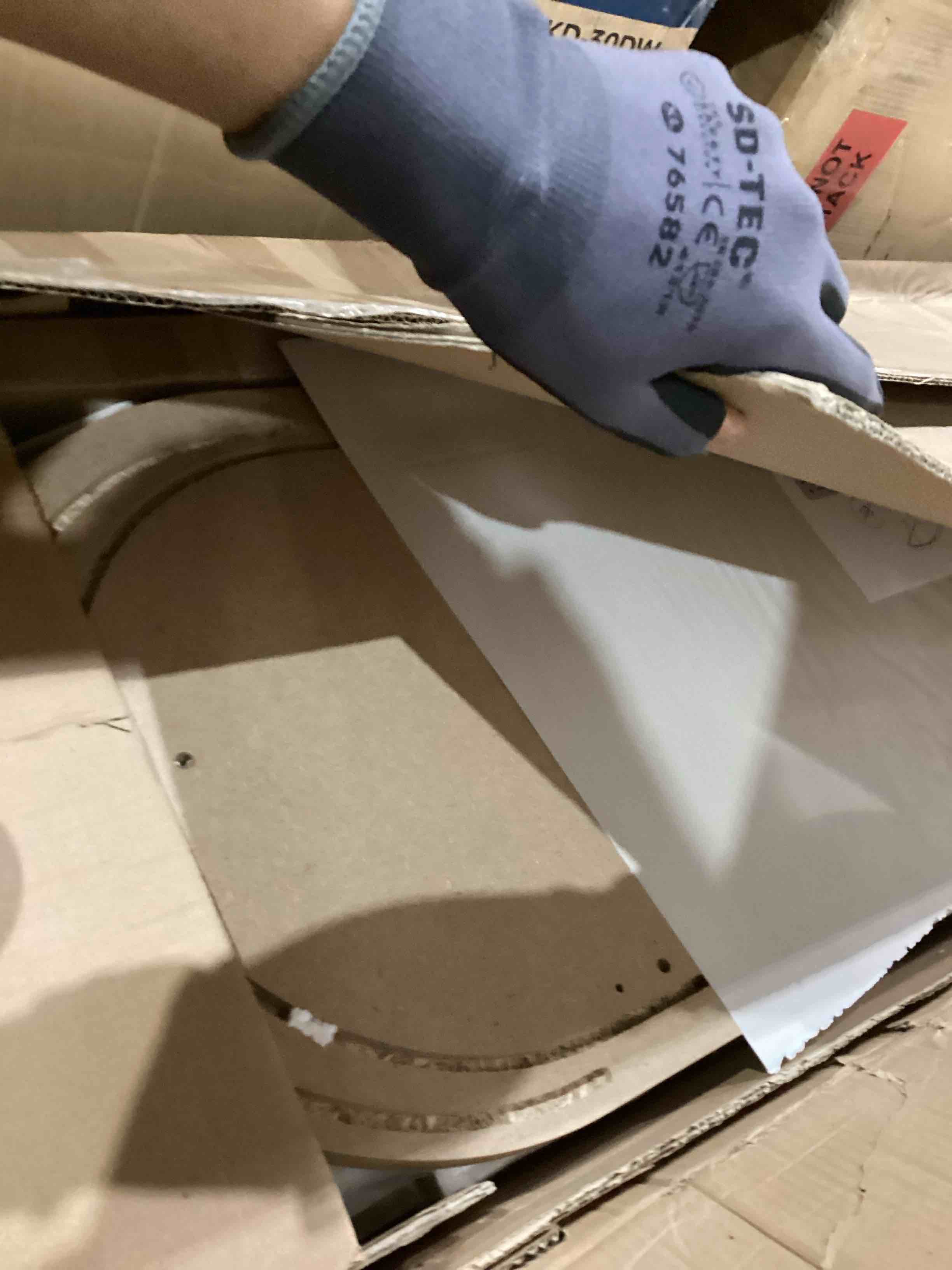https://s3.amazonaws.com/lotting-images-prod/bidfta/PPE1203933_1752847374020.jpeg