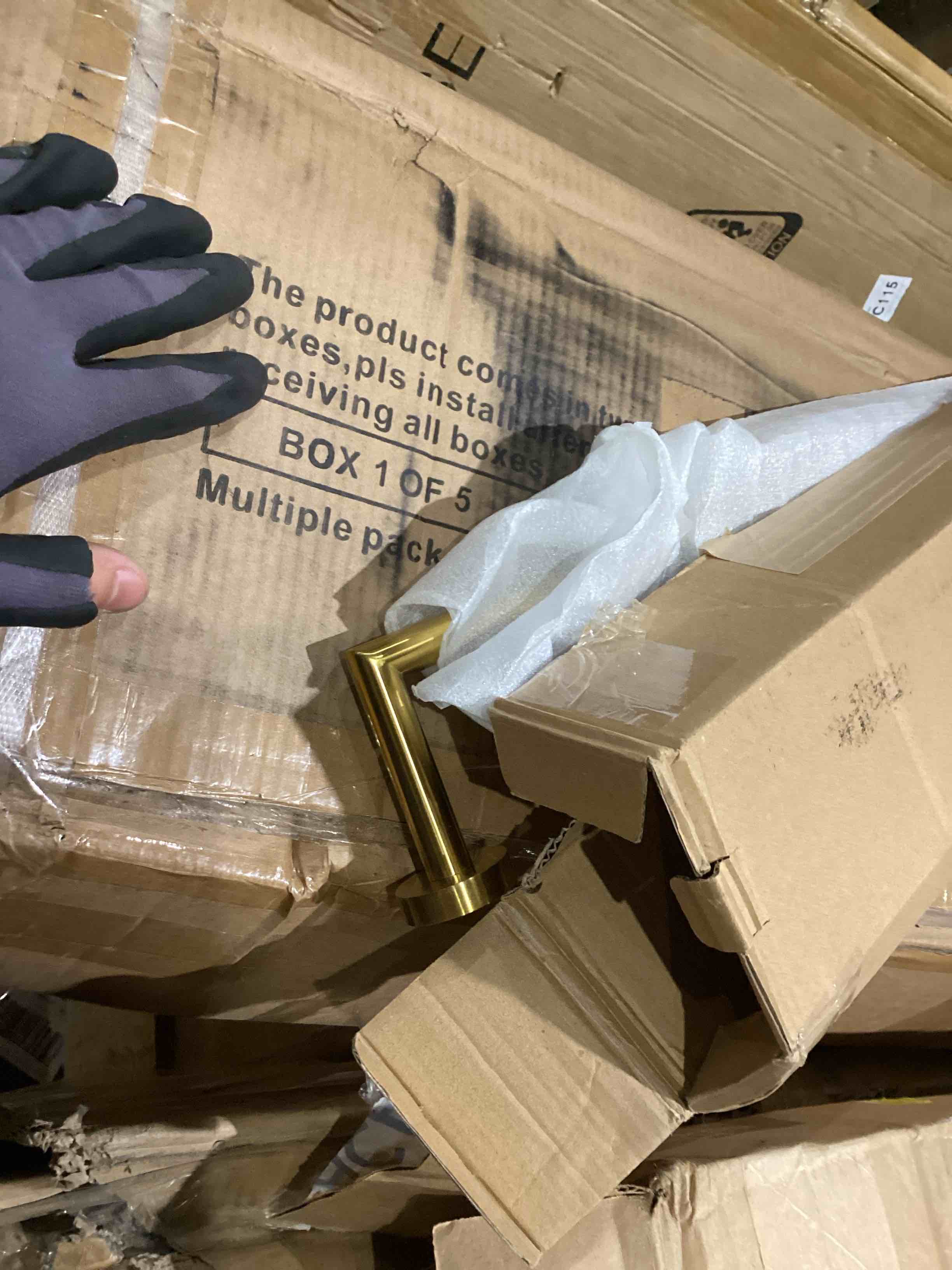https://s3.amazonaws.com/lotting-images-prod/bidfta/PPE1203968_1753100375135.jpeg
