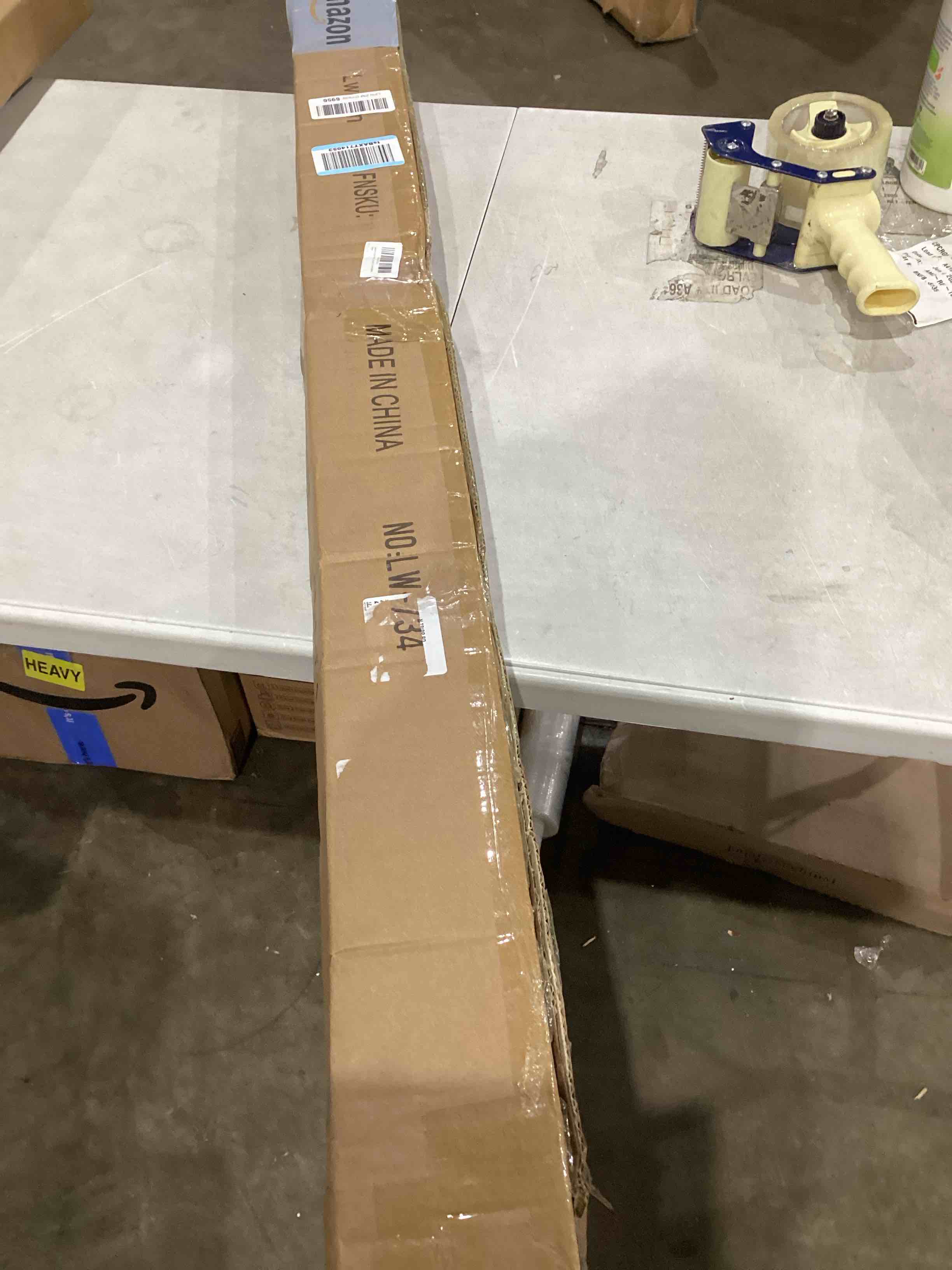 https://s3.amazonaws.com/lotting-images-prod/bidfta/PPE1207664_1749221443435.jpeg