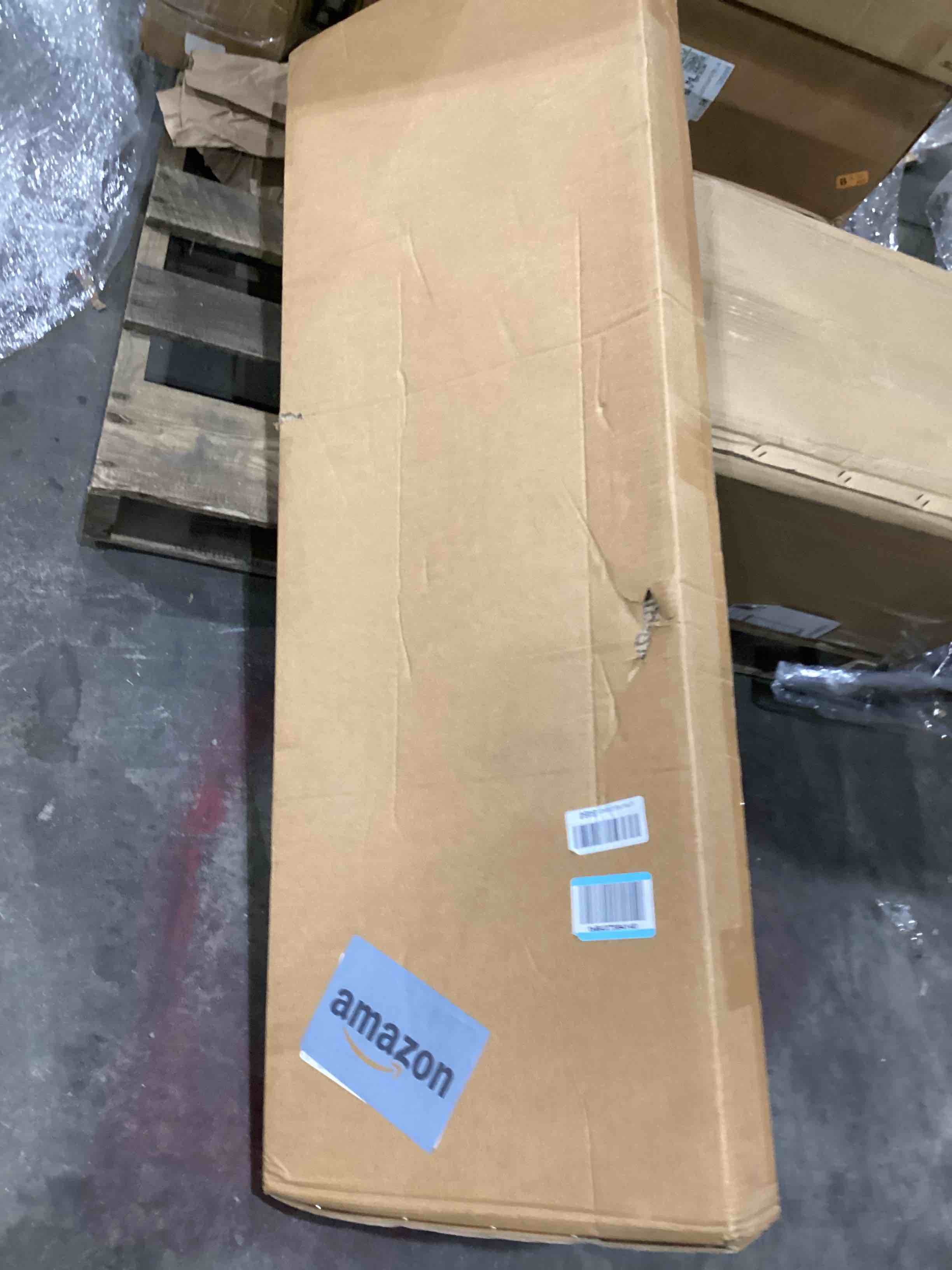 https://s3.amazonaws.com/lotting-images-prod/bidfta/PPE1208568_1750273385457.jpeg
