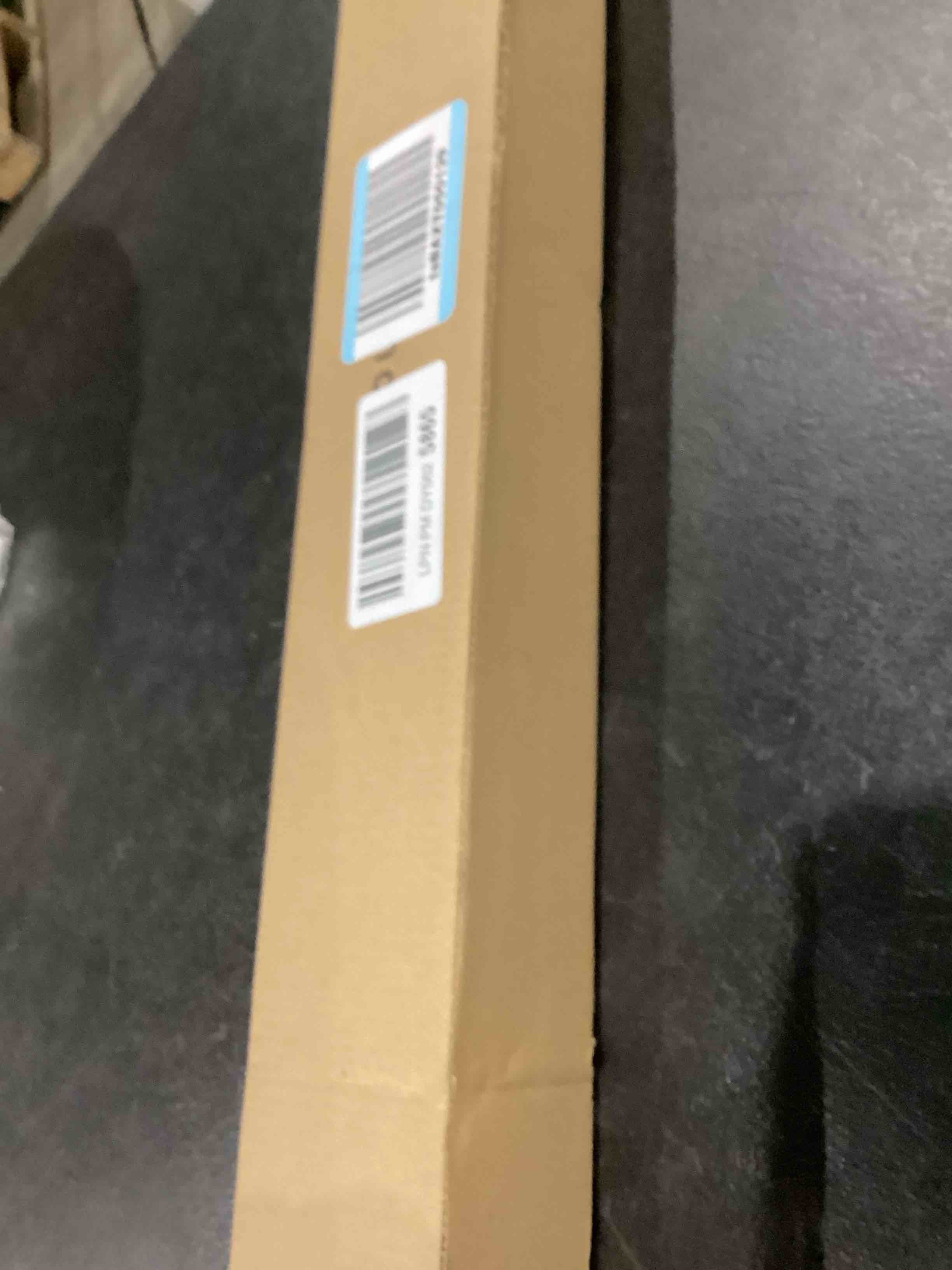 https://s3.amazonaws.com/lotting-images-prod/bidfta/PPE1209485_1750956214331.jpeg