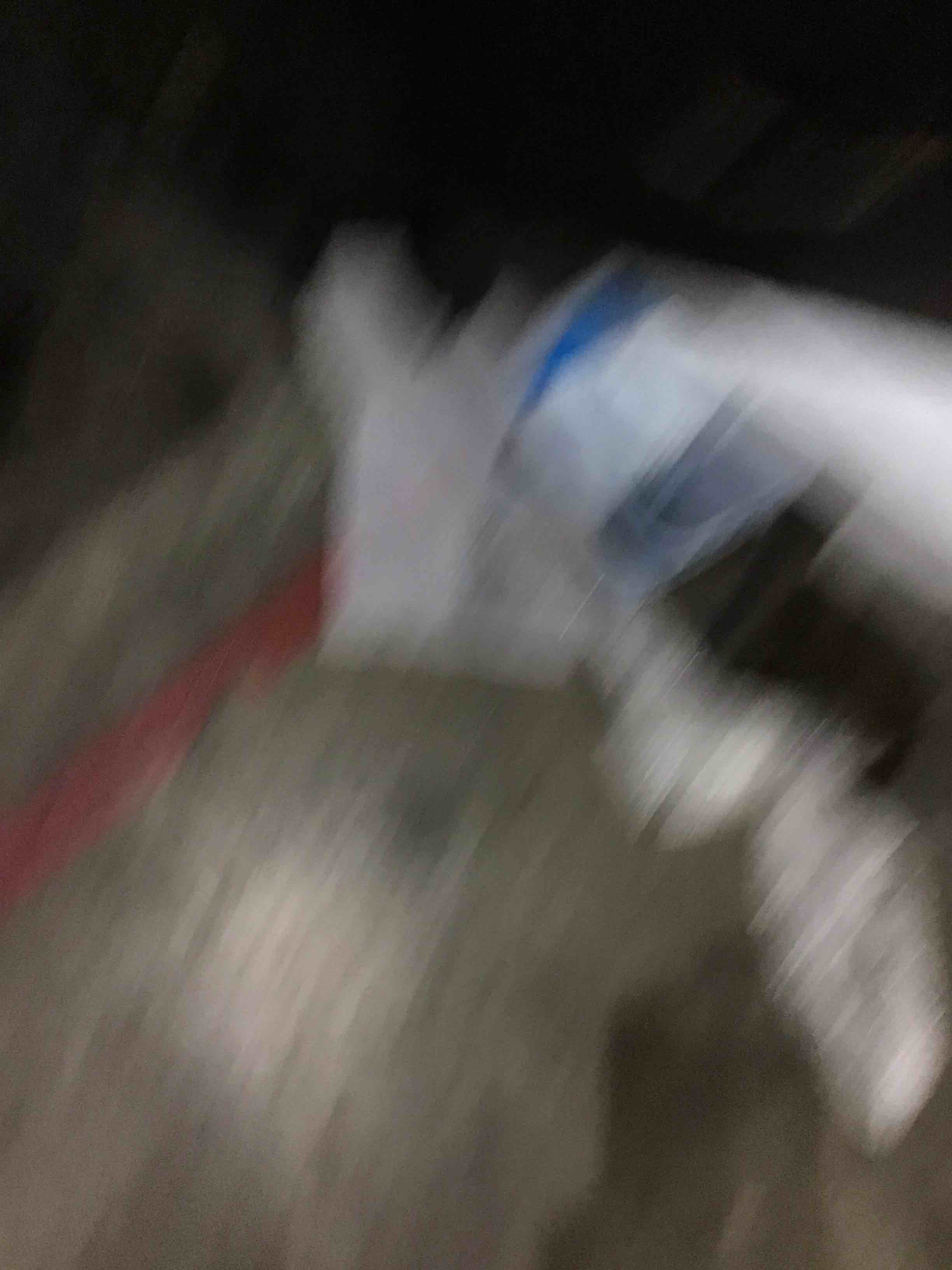 https://s3.amazonaws.com/lotting-images-prod/bidfta/PPE1209500_1750957363582.jpeg