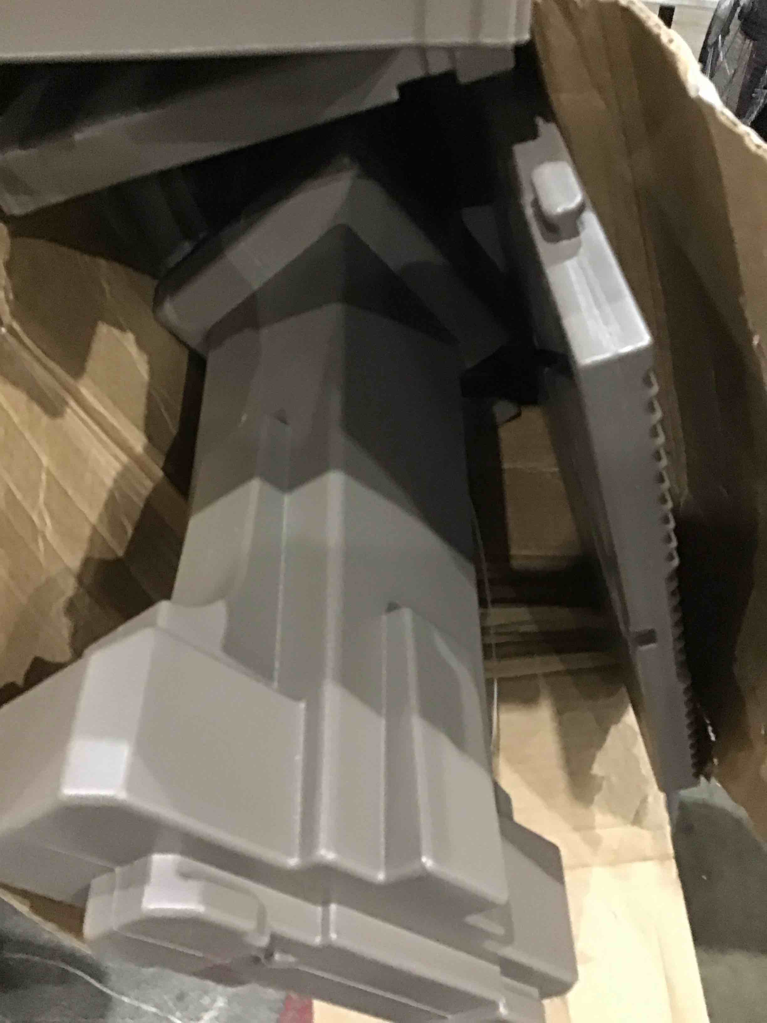 https://s3.amazonaws.com/lotting-images-prod/bidfta/PPE1209515_1750959831722.jpeg
