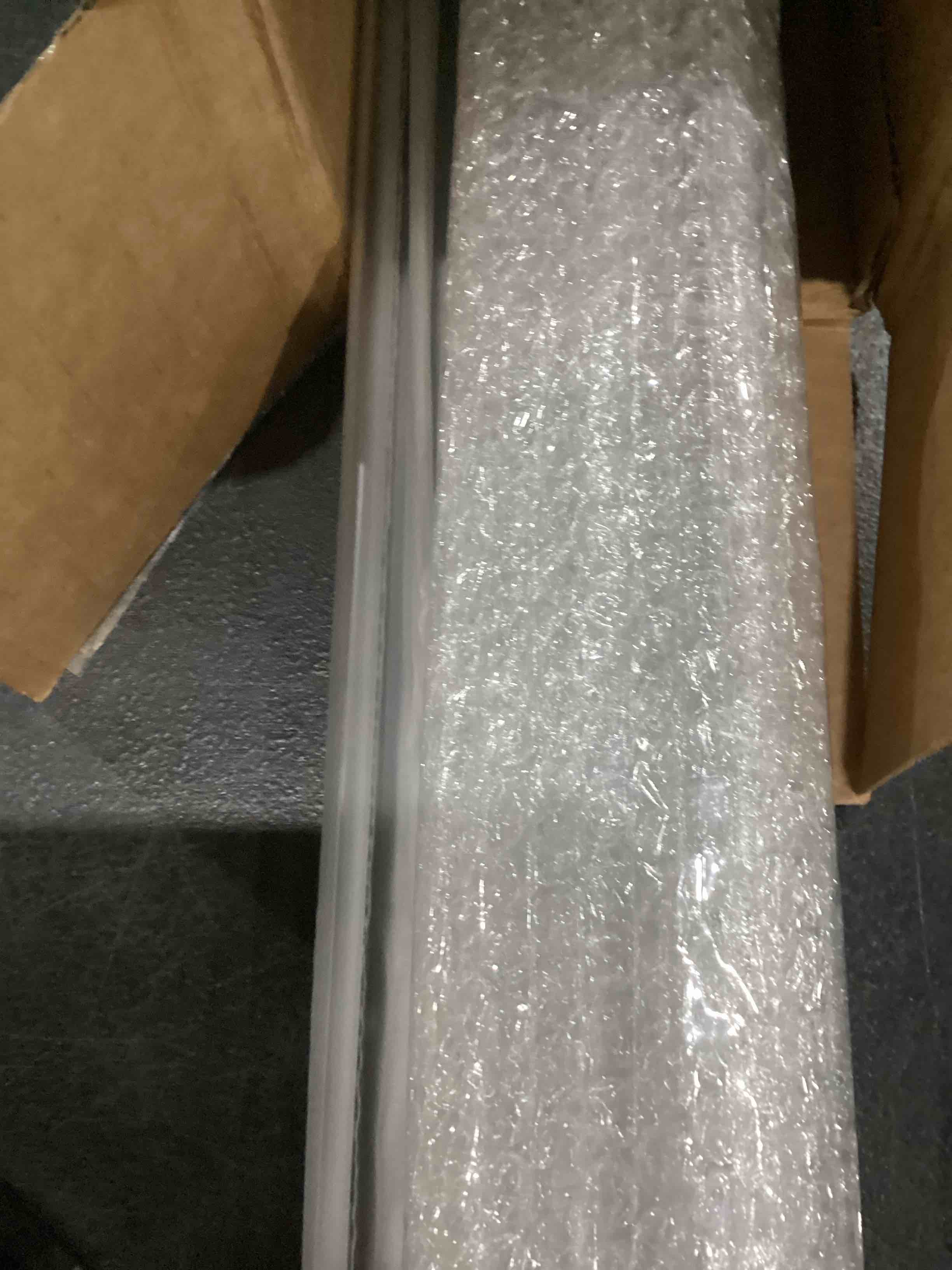https://s3.amazonaws.com/lotting-images-prod/bidfta/PPE1209523_1750962243533.jpeg