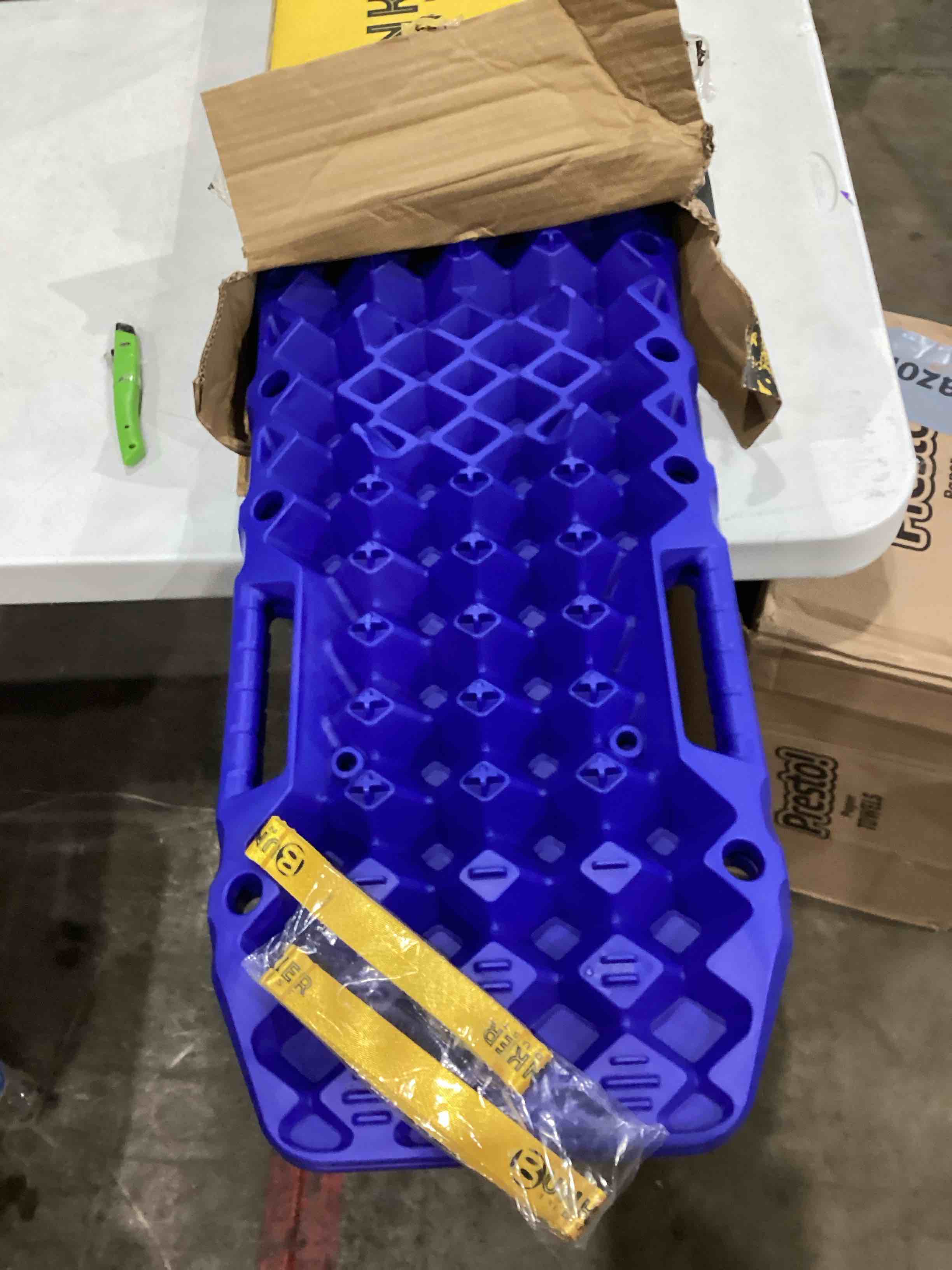 https://s3.amazonaws.com/lotting-images-prod/bidfta/PPE1209573_1751032377982.jpeg