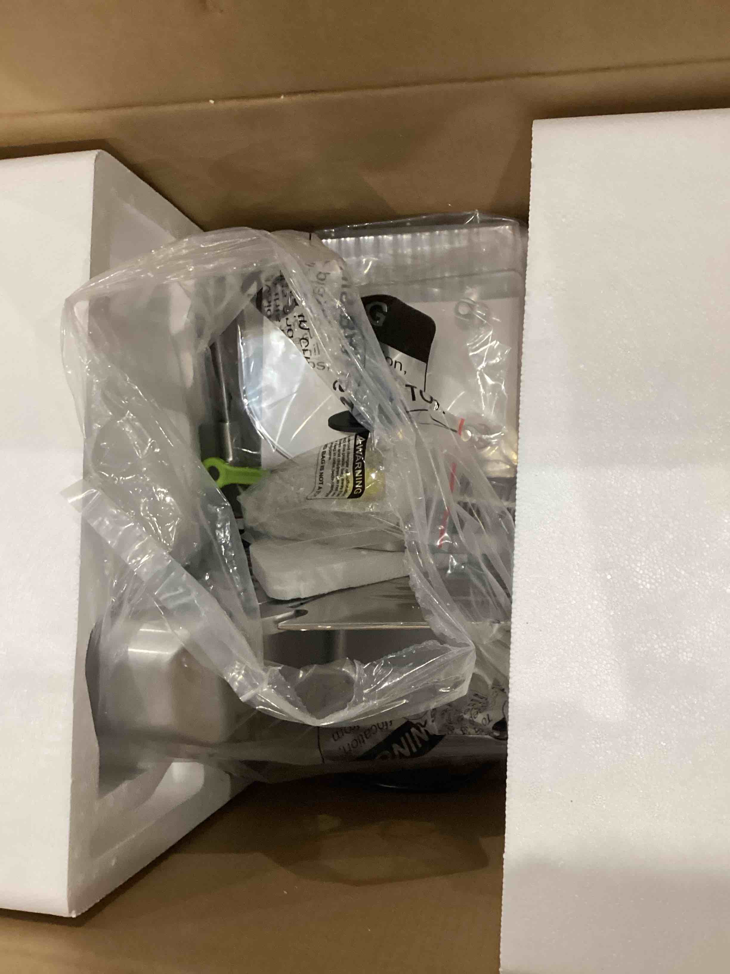 https://s3.amazonaws.com/lotting-images-prod/bidfta/PPE1209637_1751043926335.jpeg