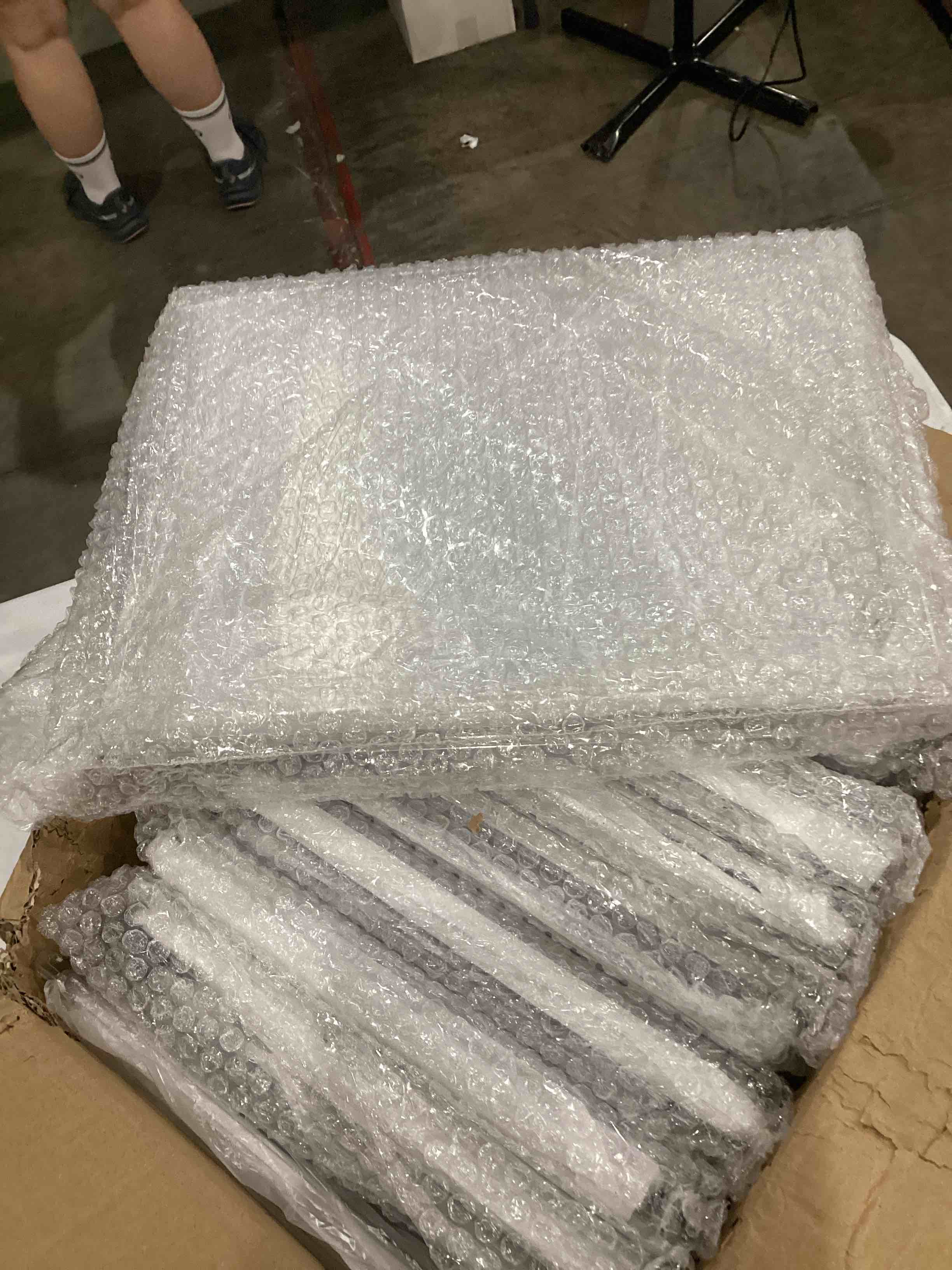 https://s3.amazonaws.com/lotting-images-prod/bidfta/PPE1209764_1751293496944.jpeg