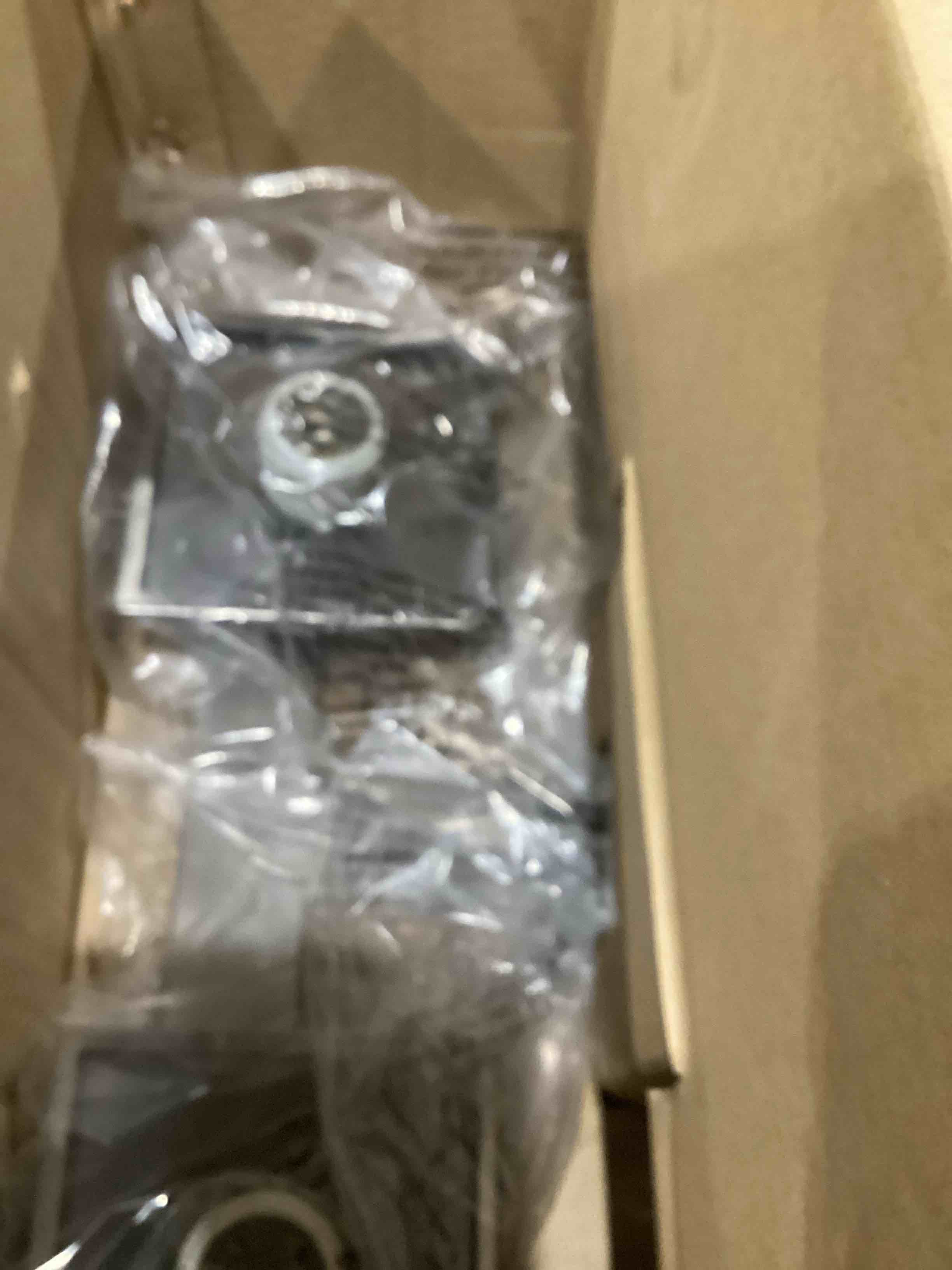 https://s3.amazonaws.com/lotting-images-prod/bidfta/PPE1209812_1751299029485.jpeg