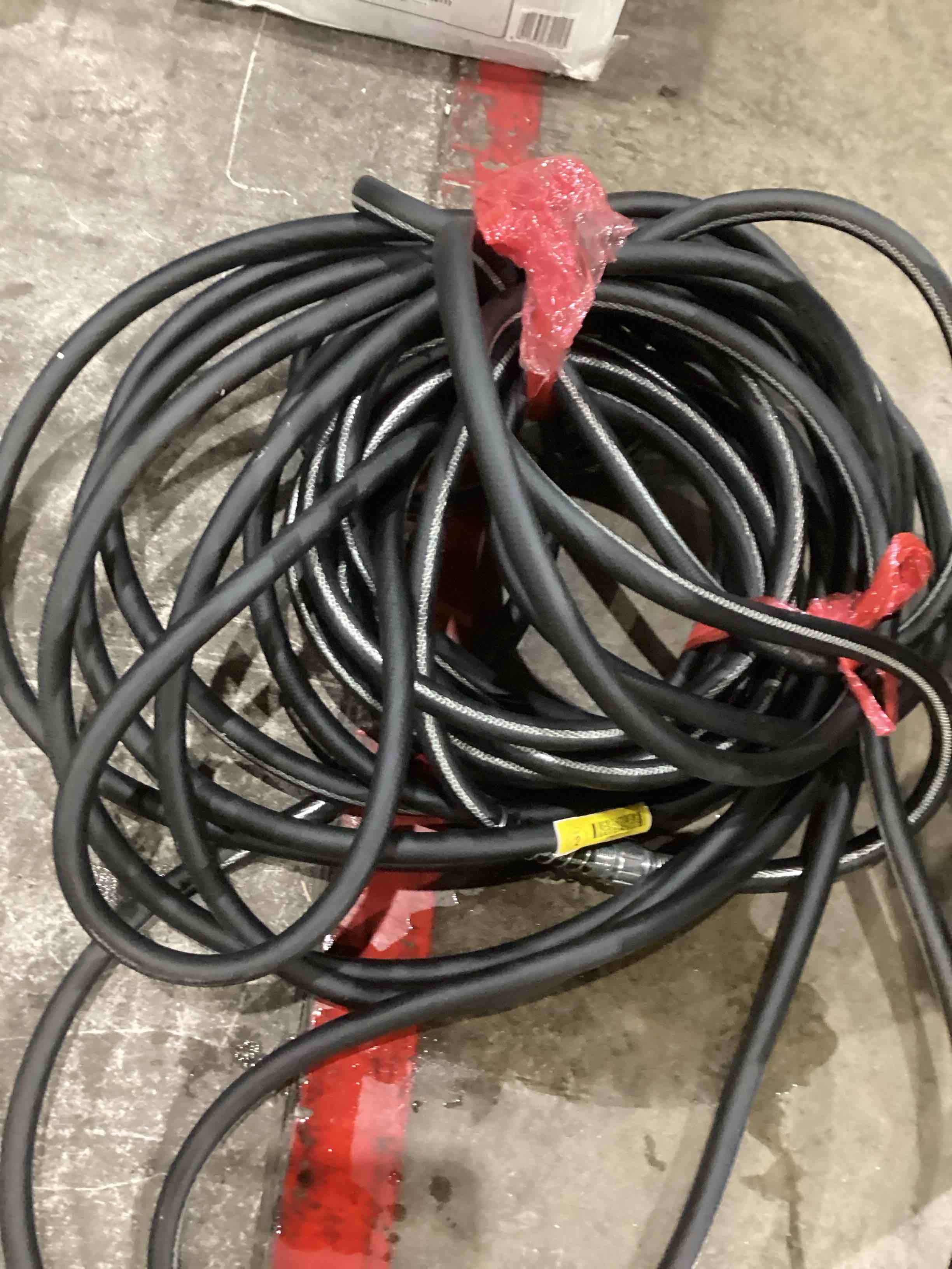 https://s3.amazonaws.com/lotting-images-prod/bidfta/PPE1209890_1751393989437.jpeg