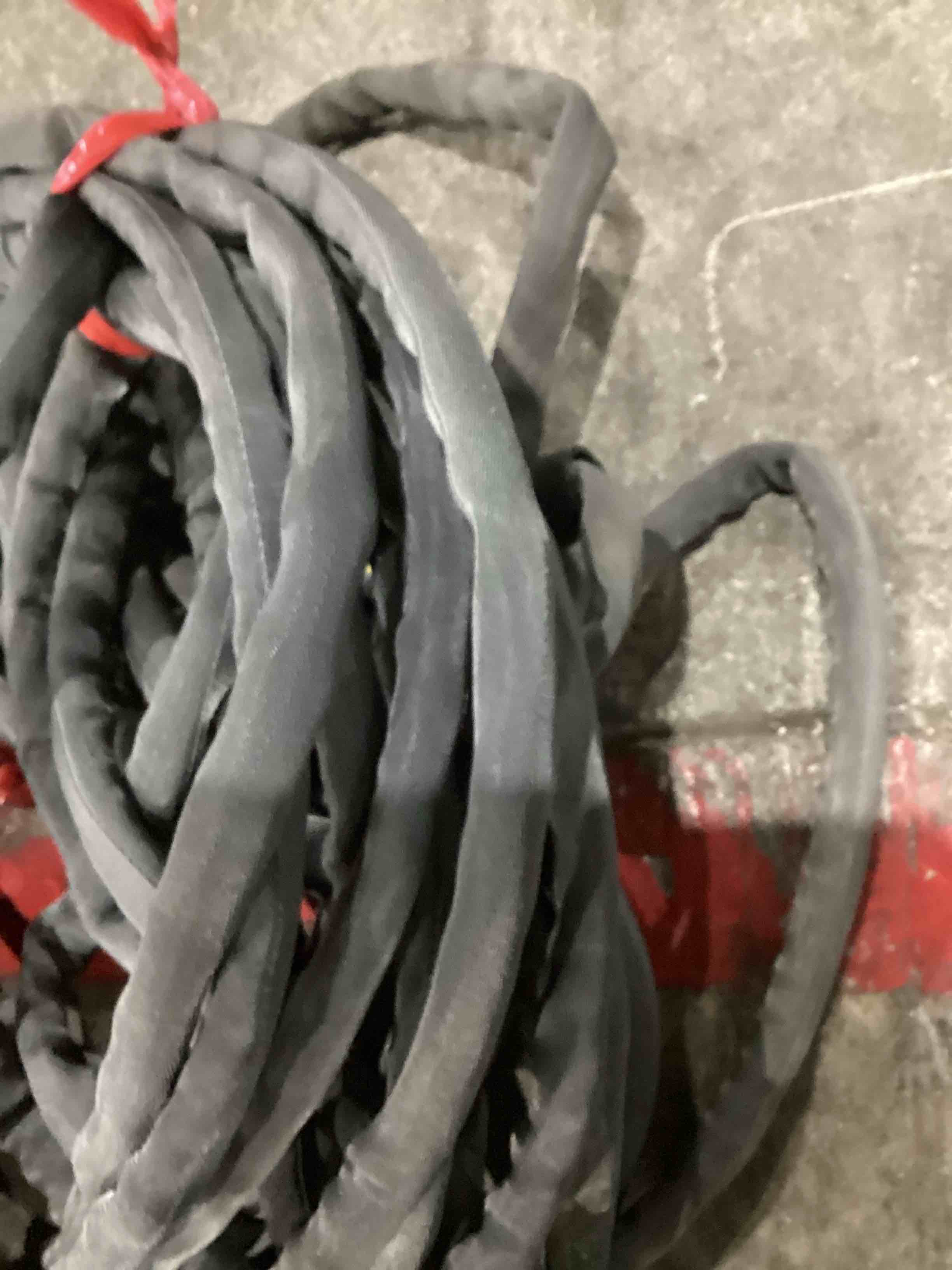 https://s3.amazonaws.com/lotting-images-prod/bidfta/PPE1209893_1751394600702.jpeg