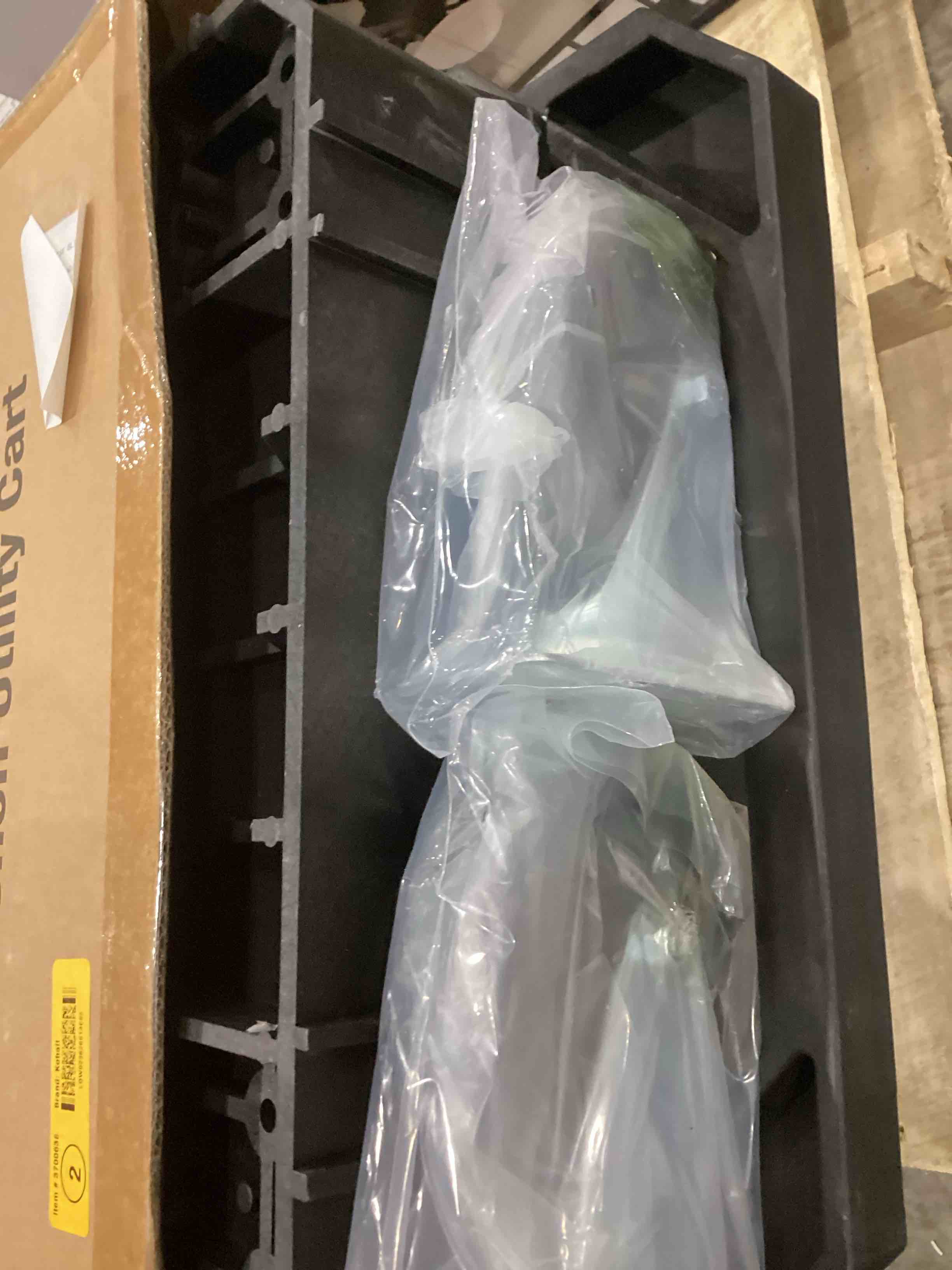 https://s3.amazonaws.com/lotting-images-prod/bidfta/PPE1209895_1751395301966.jpeg