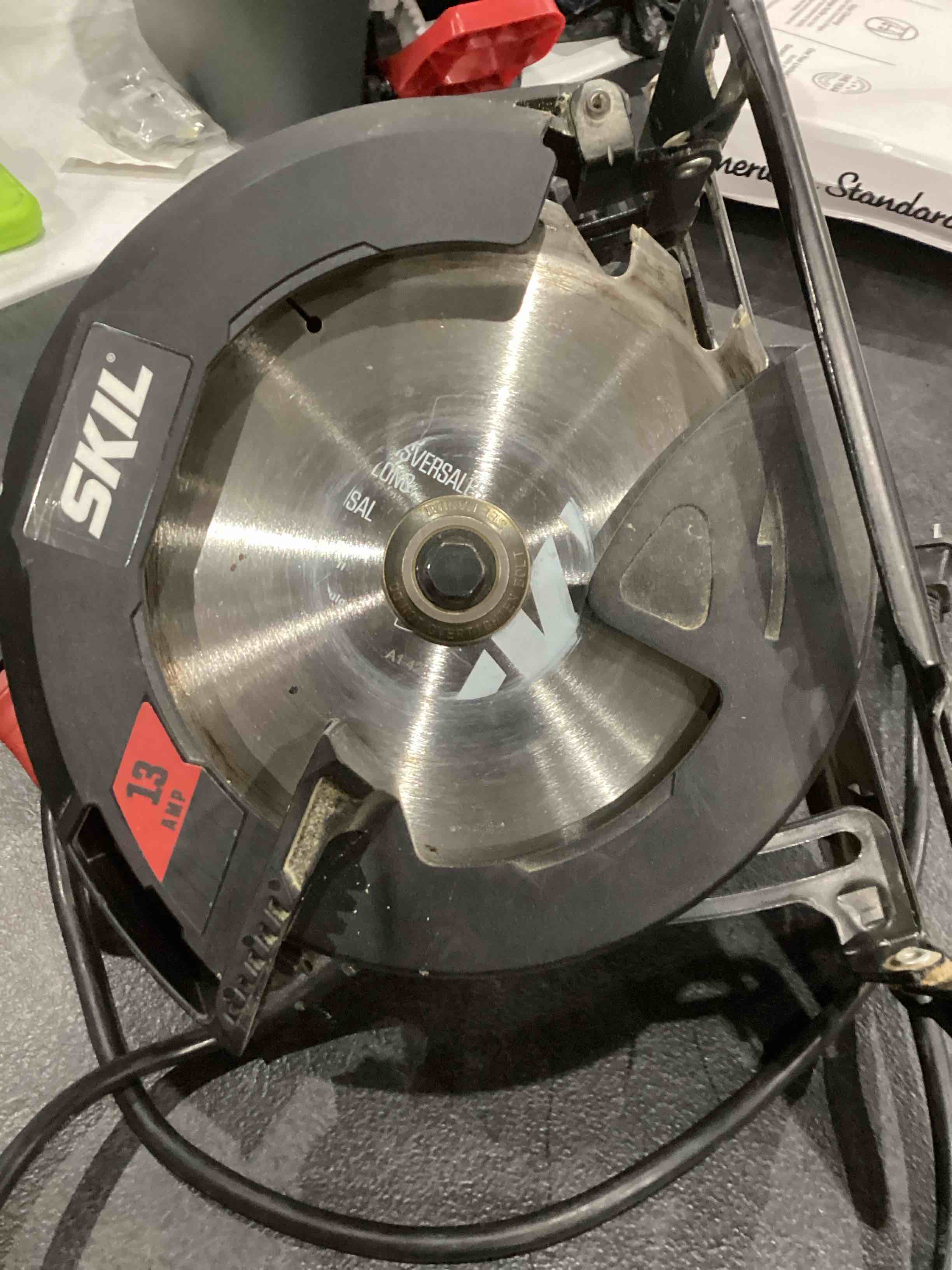 Skil 5080-01 13-Amp 7-1/4" Circular Saw, Red
