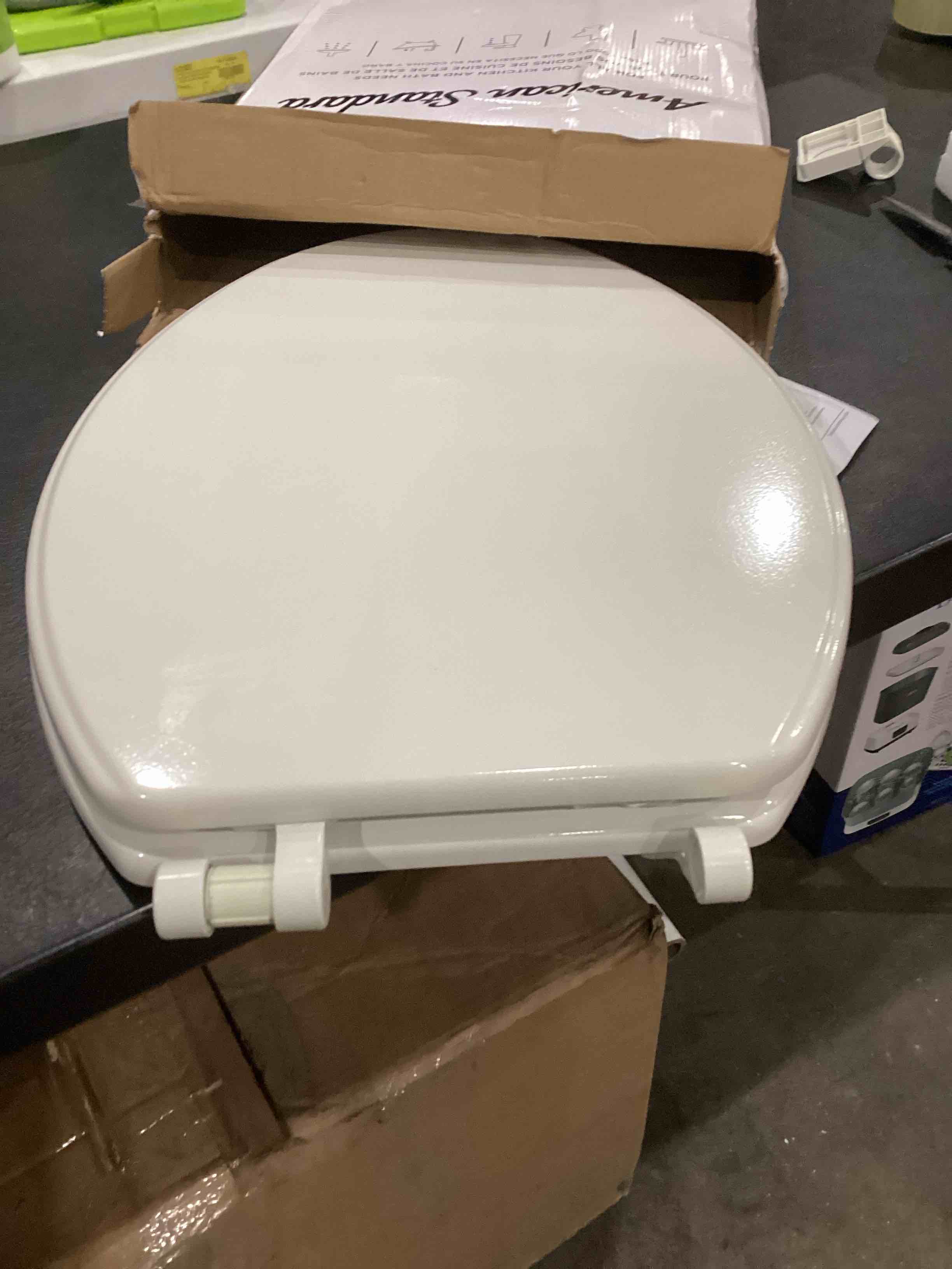 (similar)WSSROGY Round Toilet Seat with Lid, Slow Close Seat and Cover, Including Two Sets of Parts, Fit All Standard Round Toilet, Quiet Close, Plastic, White