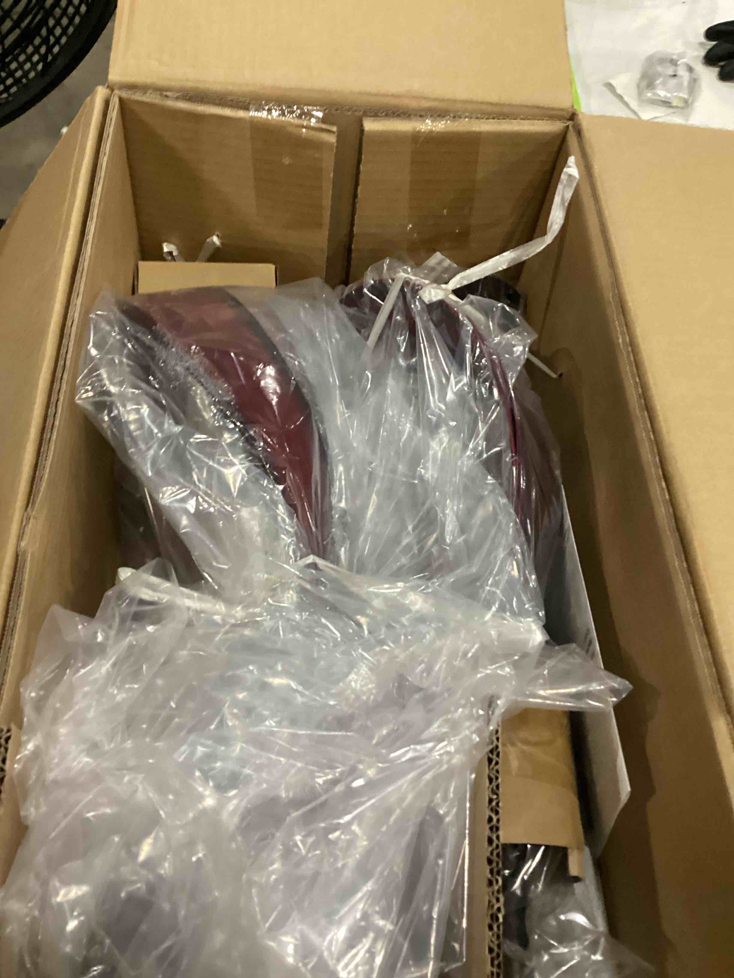 https://s3.amazonaws.com/lotting-images-prod/bidfta/PPE1209924_1751459603628.jpeg