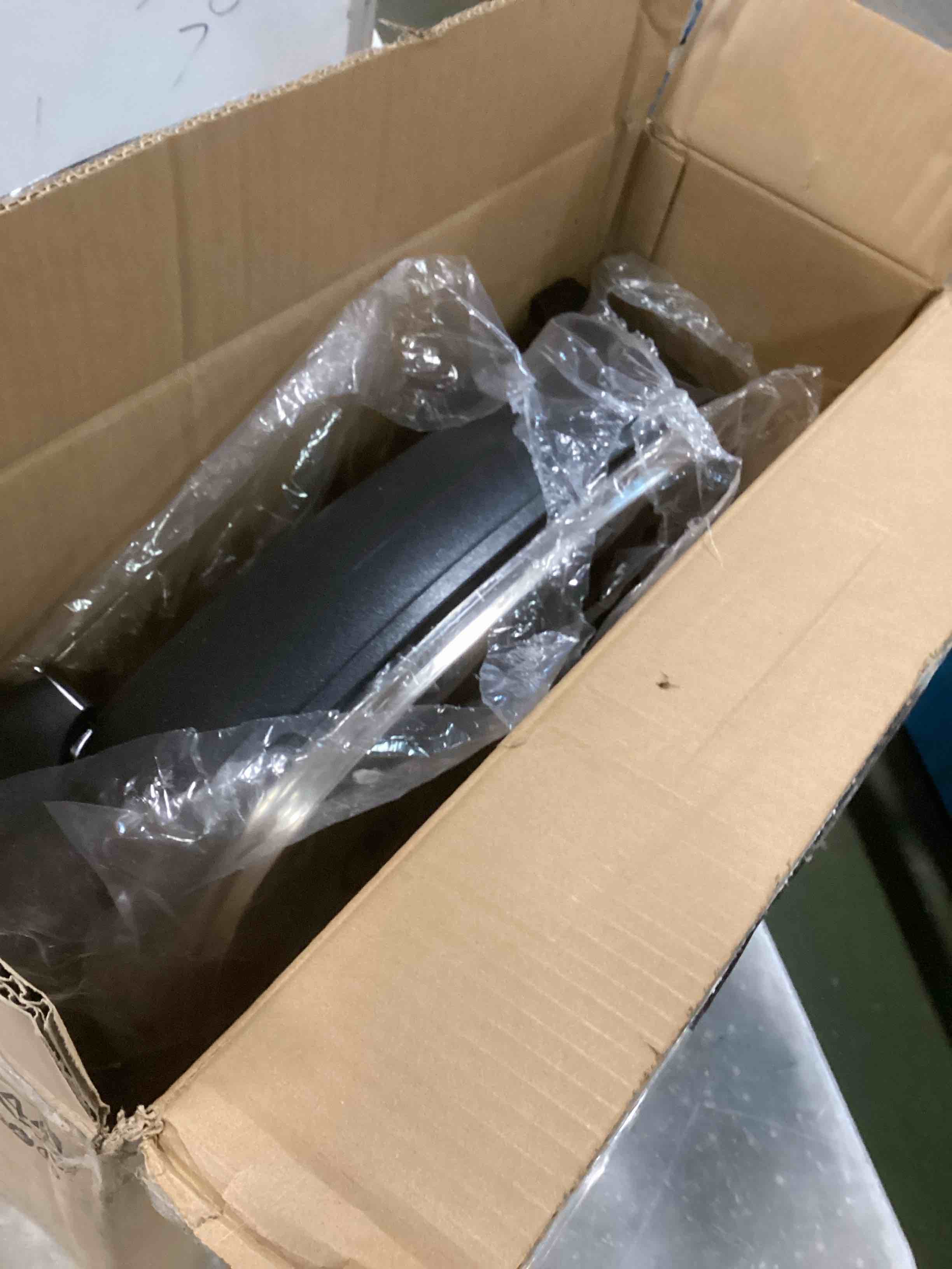 https://s3.amazonaws.com/lotting-images-prod/bidfta/PPE1289474_1745411540405.jpeg