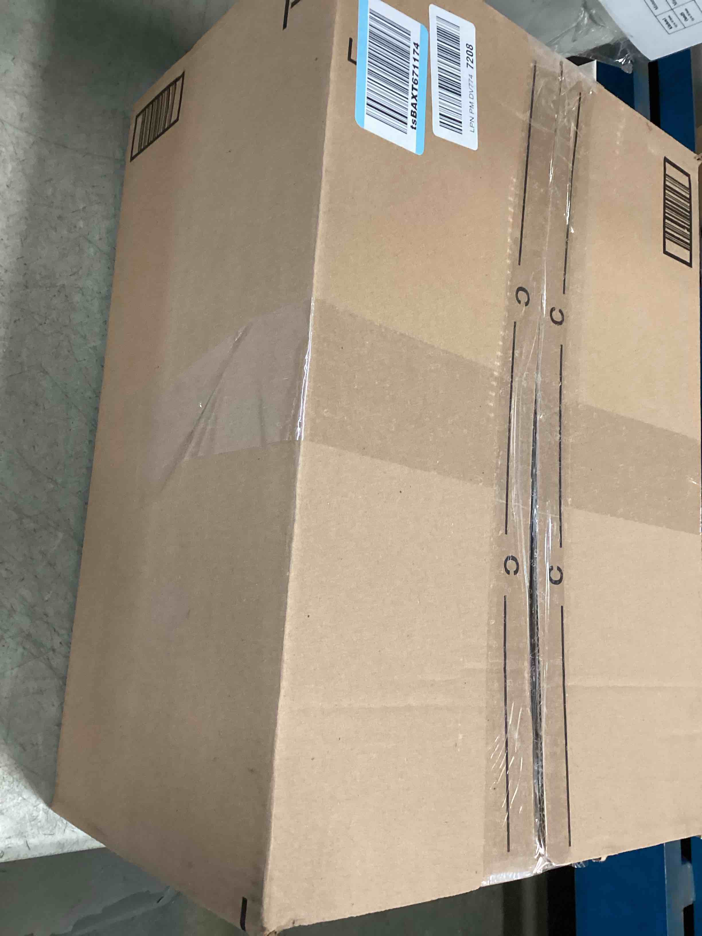 https://s3.amazonaws.com/lotting-images-prod/bidfta/PPE1290875_1746451799317.jpeg