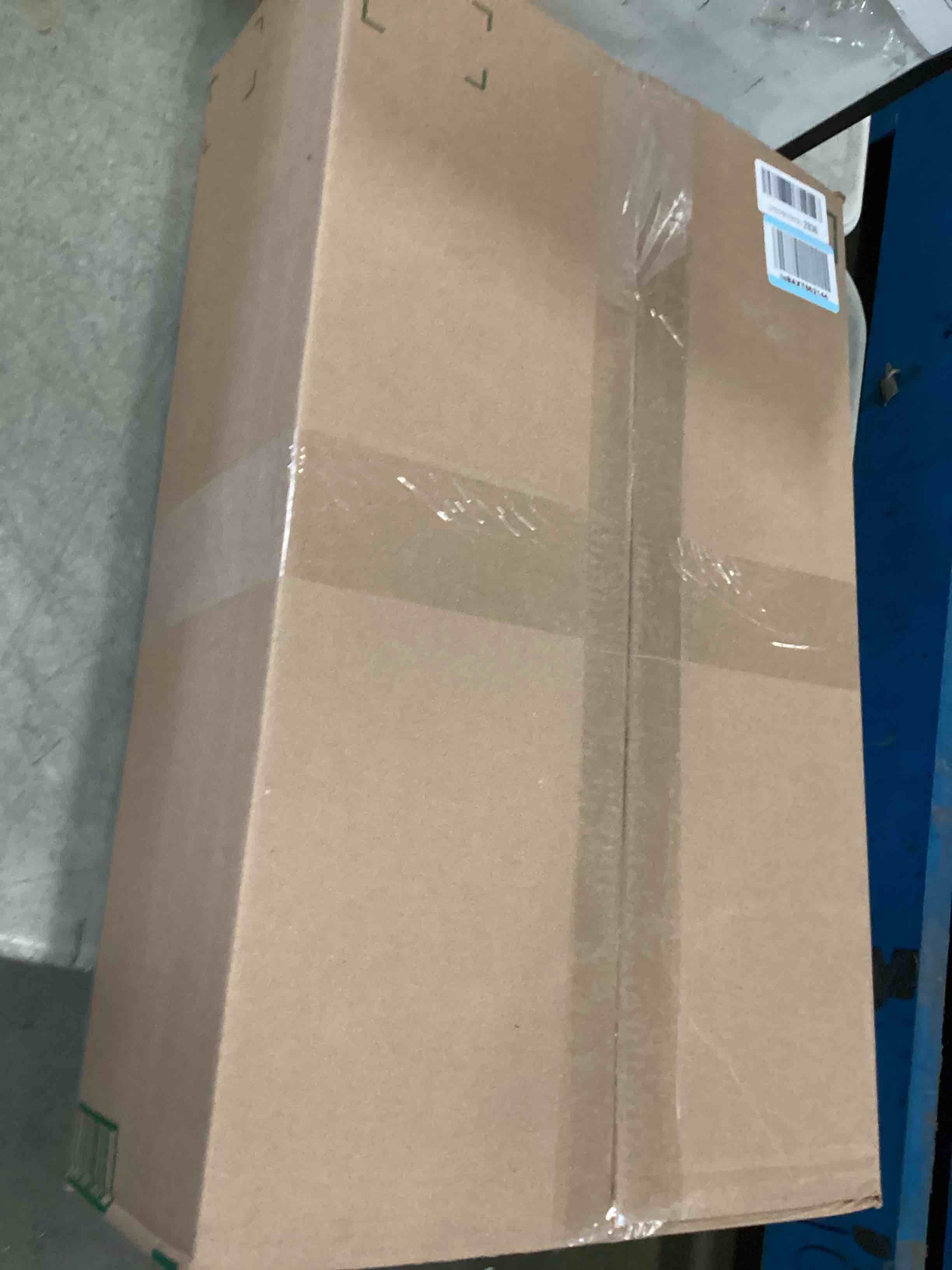 https://s3.amazonaws.com/lotting-images-prod/bidfta/PPE1290911_1746456974616.jpeg
