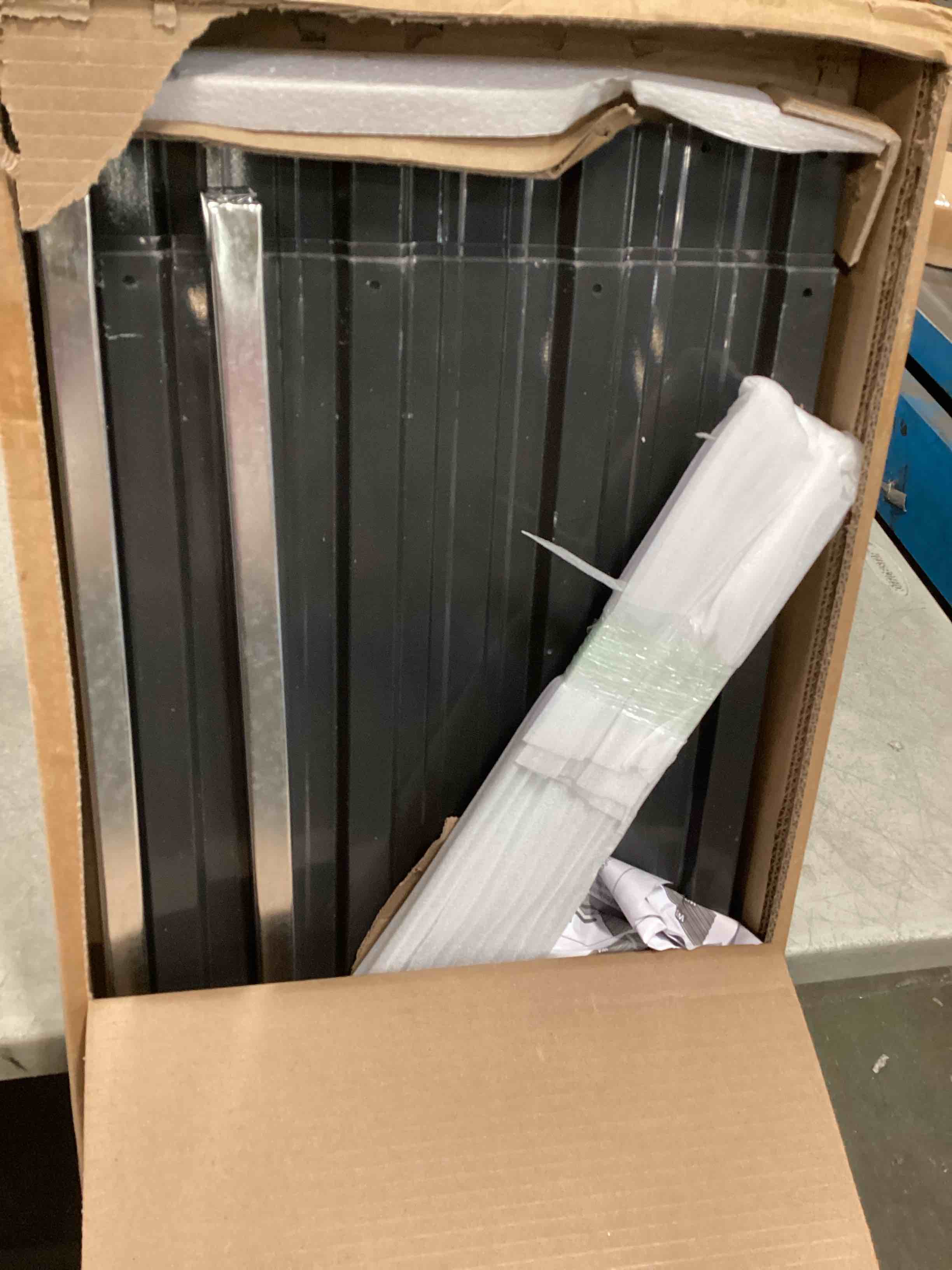 https://s3.amazonaws.com/lotting-images-prod/bidfta/PPE1290998_1746462311010.jpeg