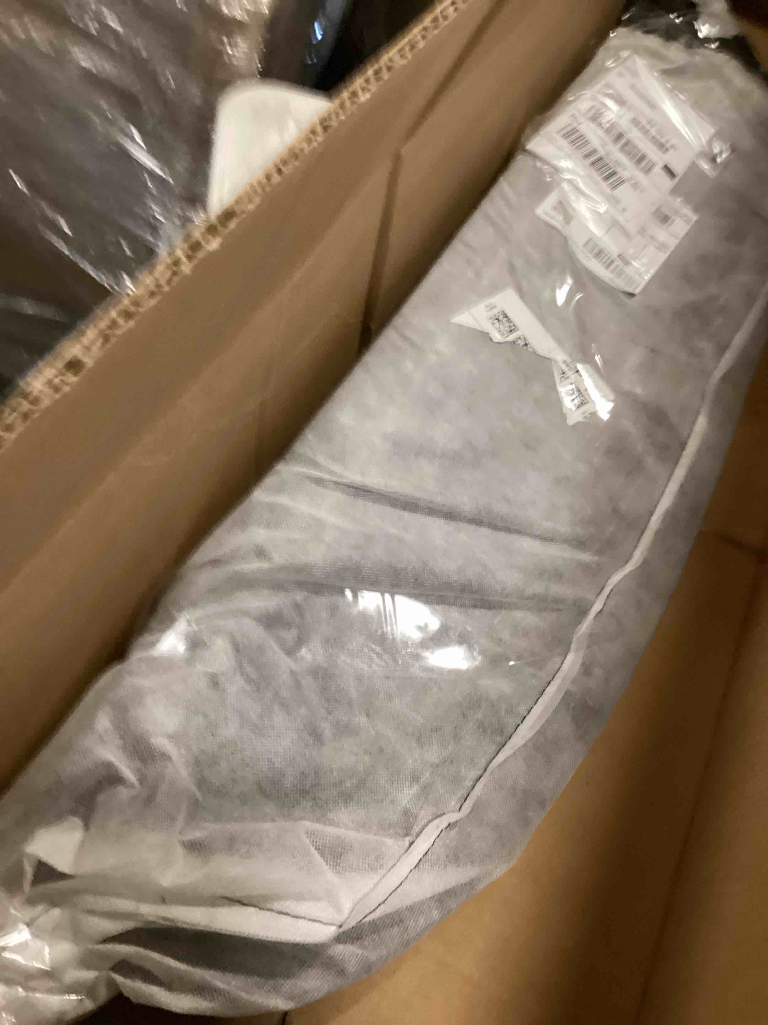 https://s3.amazonaws.com/lotting-images-prod/bidfta/PPE1291203_1744810404300.jpeg