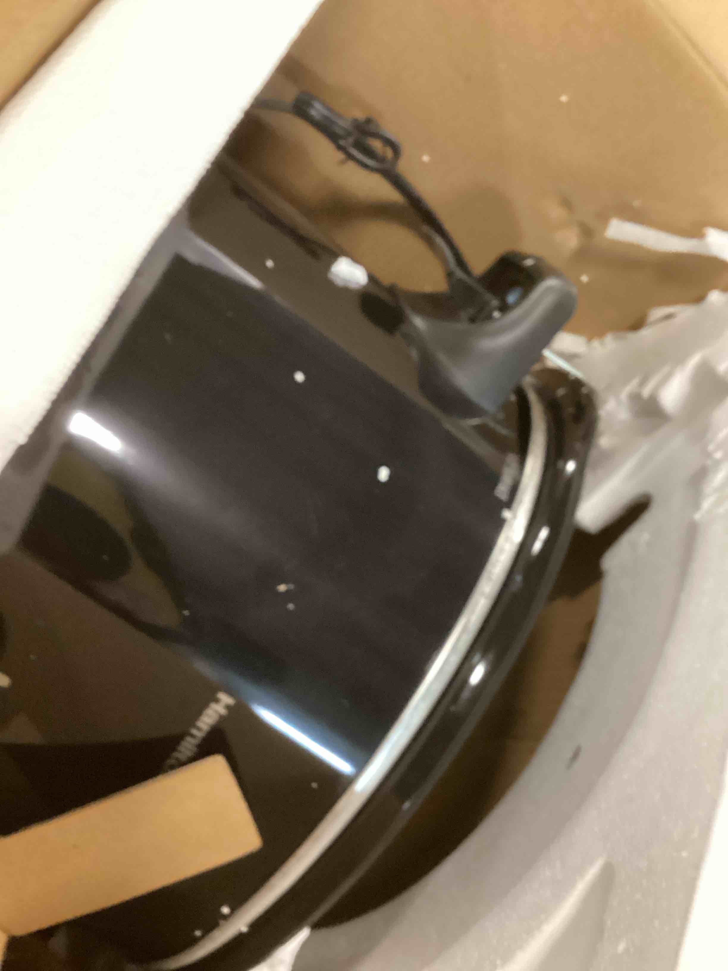 https://s3.amazonaws.com/lotting-images-prod/bidfta/PPE1291302_1744818653817.jpeg