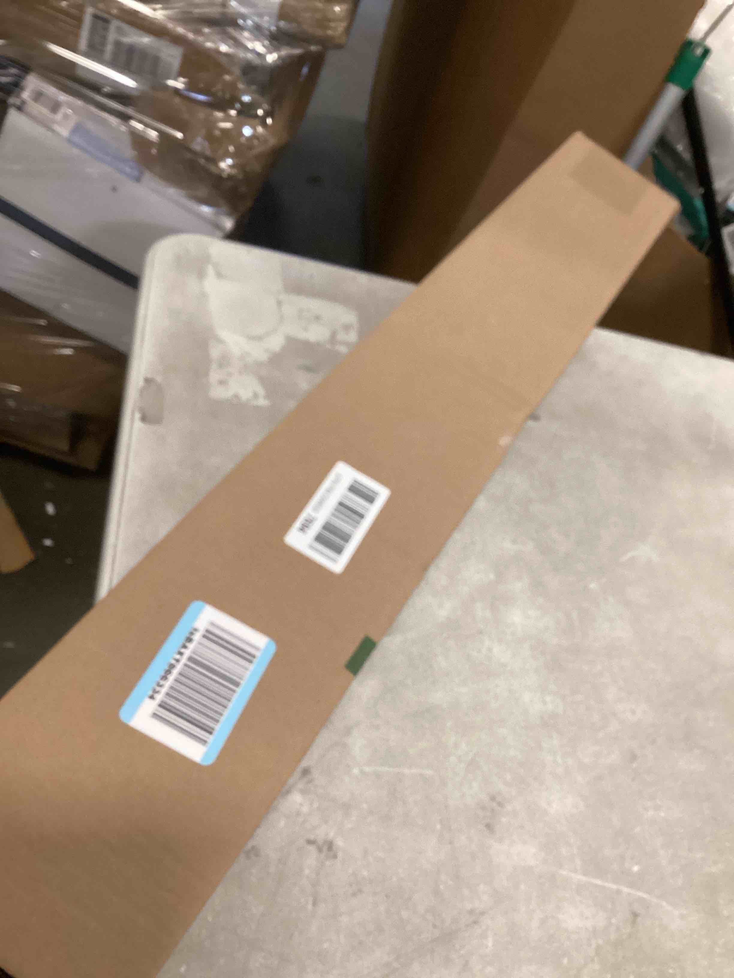 https://s3.amazonaws.com/lotting-images-prod/bidfta/PPE1291334_1744820793488.jpeg