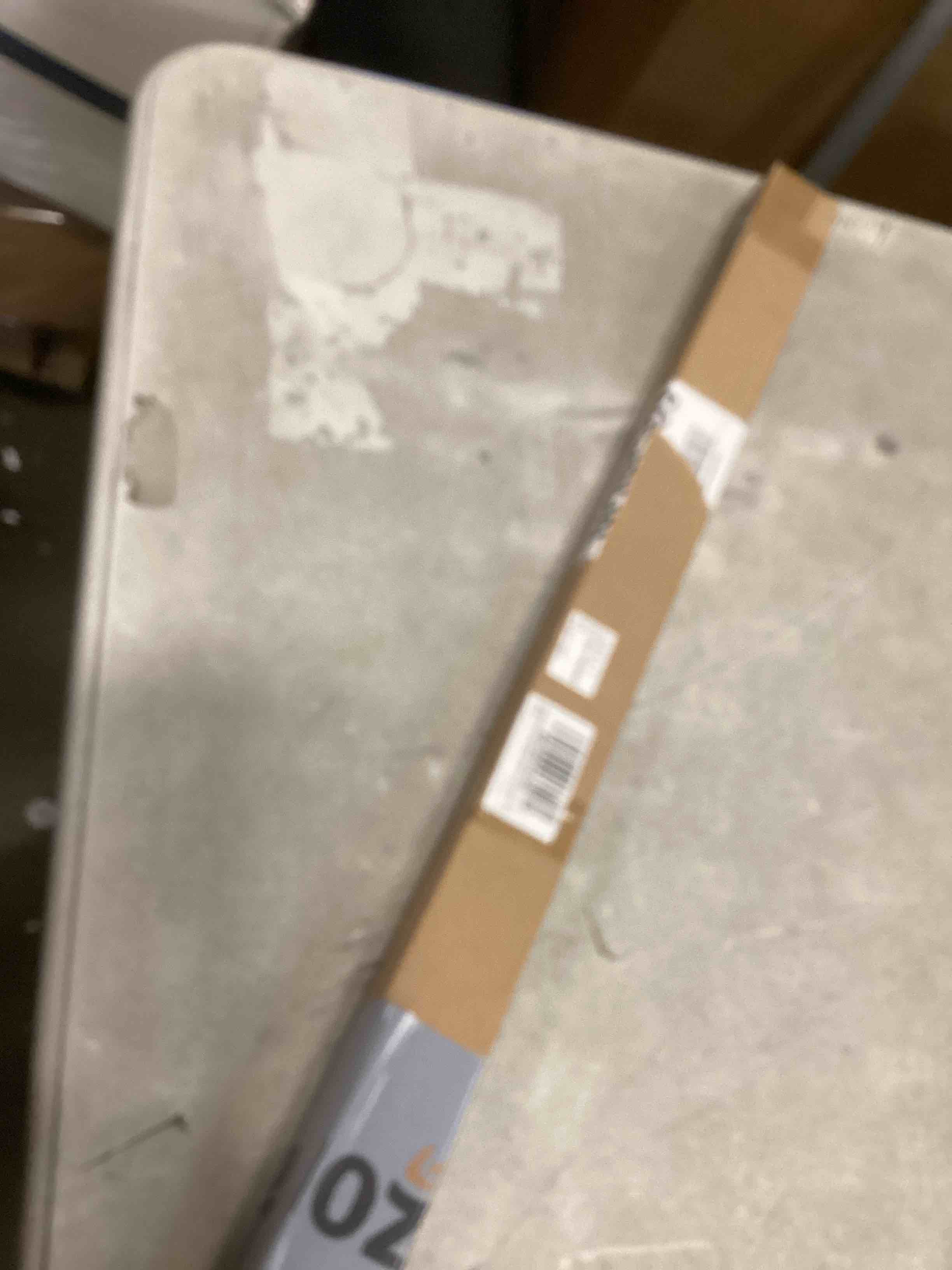 https://s3.amazonaws.com/lotting-images-prod/bidfta/PPE1291334_1744820809585.jpeg