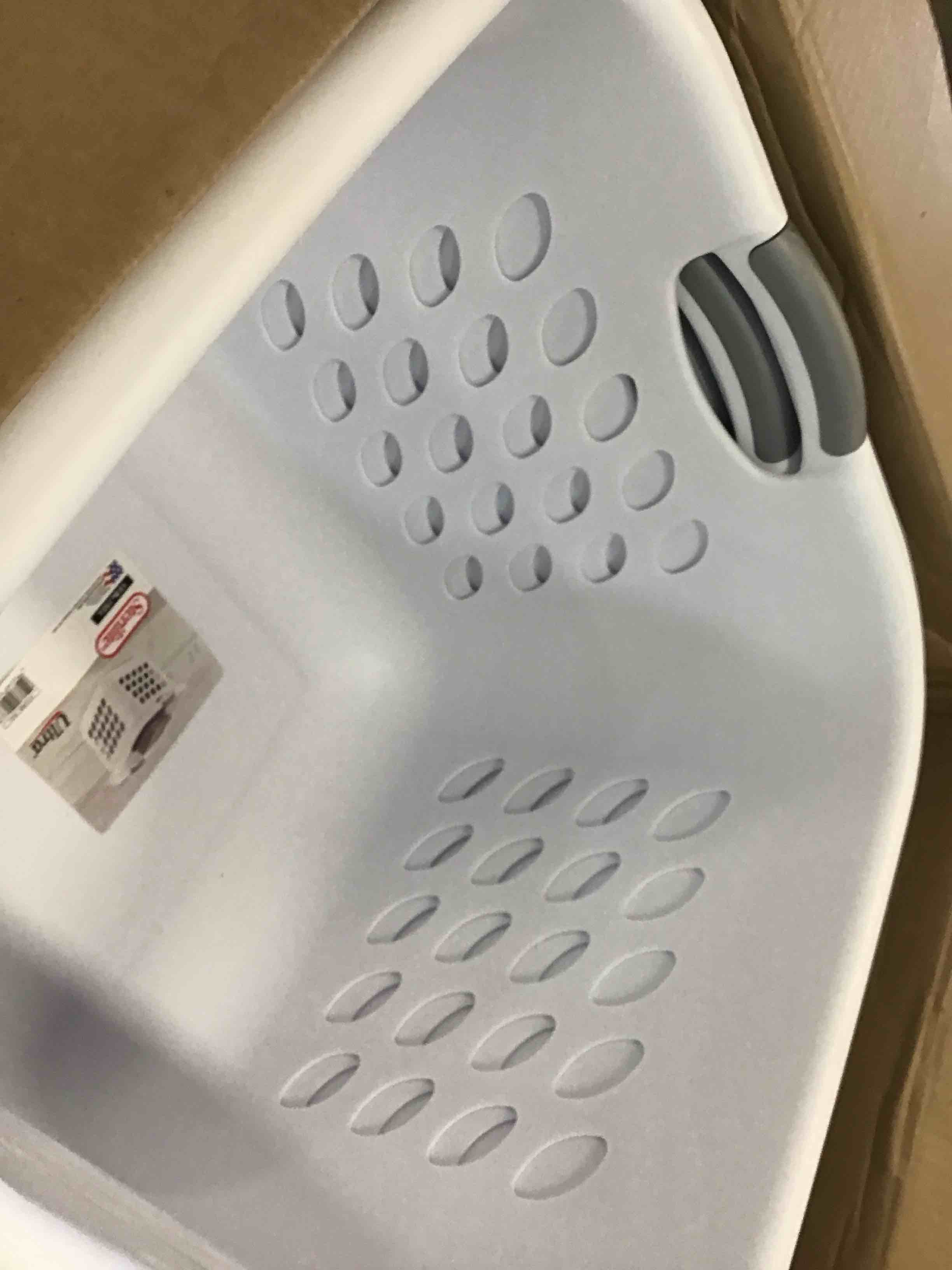 https://s3.amazonaws.com/lotting-images-prod/bidfta/PPE1291653_1744902464660.jpeg