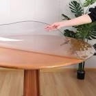 RostiKong 48 Inch Round Clear Table Cover Plastic Vinyl Circle Tablecloths Furniture Desk Table Screen Sheet Liner Runner Protector Waterproof Protective Cocktail Dinner Dresser Table Topper Pad Mat