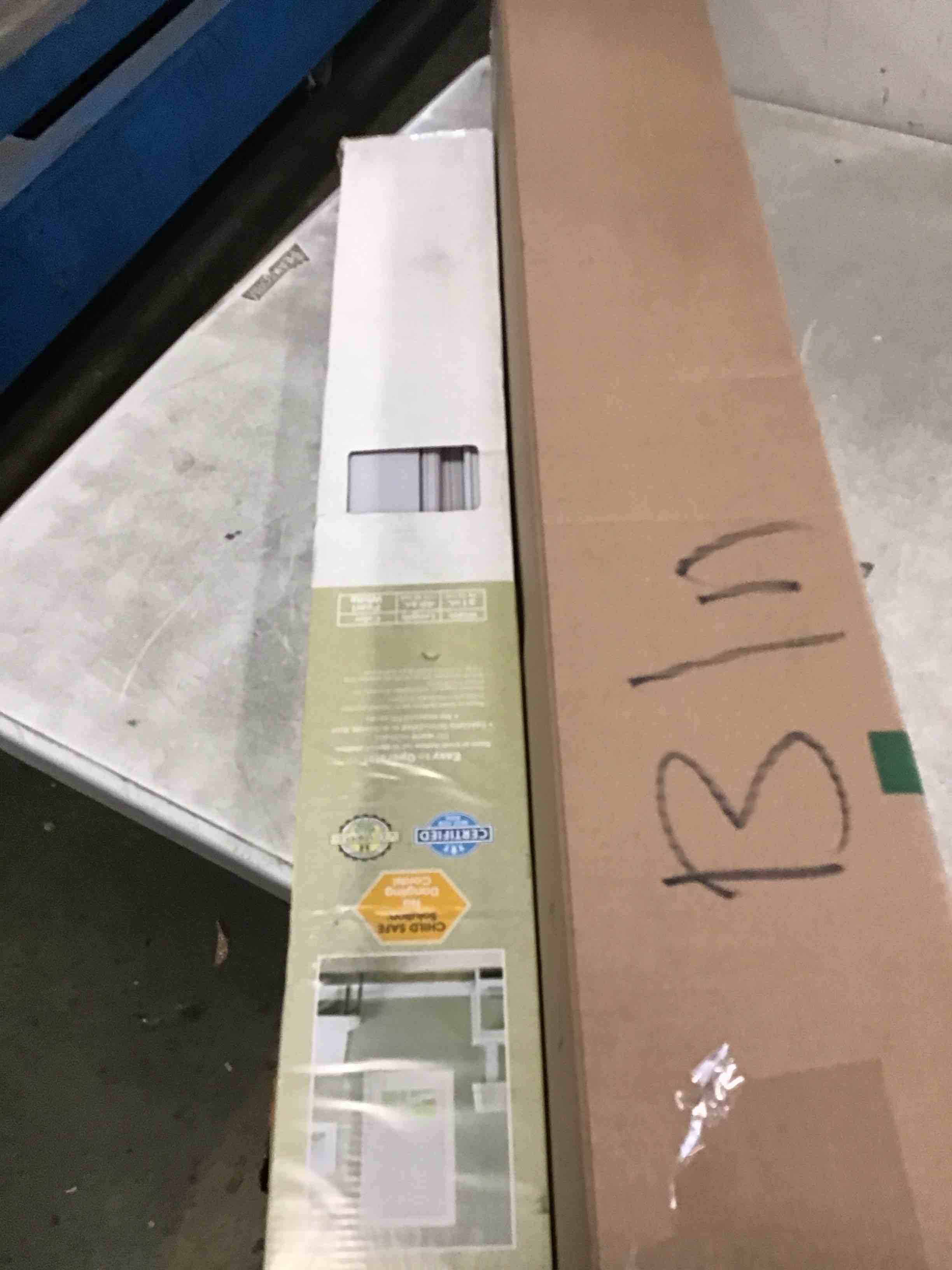 https://s3.amazonaws.com/lotting-images-prod/bidfta/PPE1293973_1746112991040.jpeg