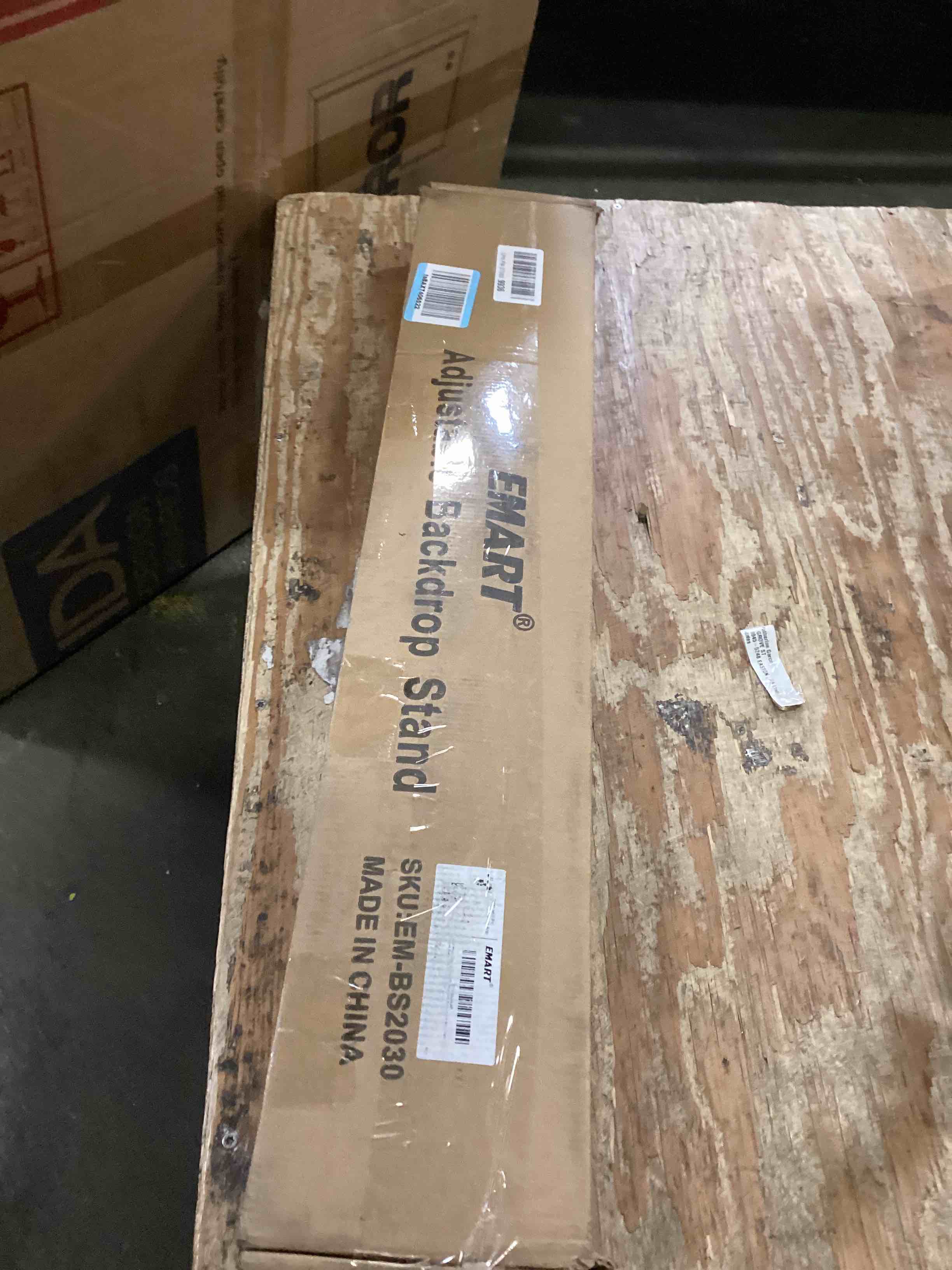 https://s3.amazonaws.com/lotting-images-prod/bidfta/PPE1294038_1744813524043.jpeg