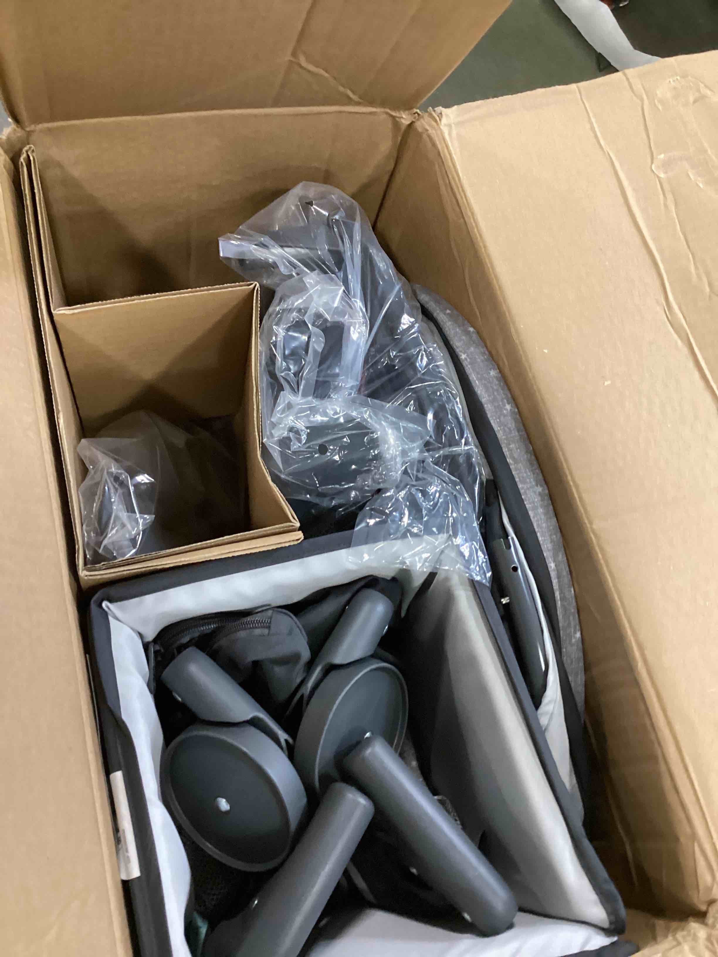https://s3.amazonaws.com/lotting-images-prod/bidfta/PPE1294078_1744824432442.jpeg