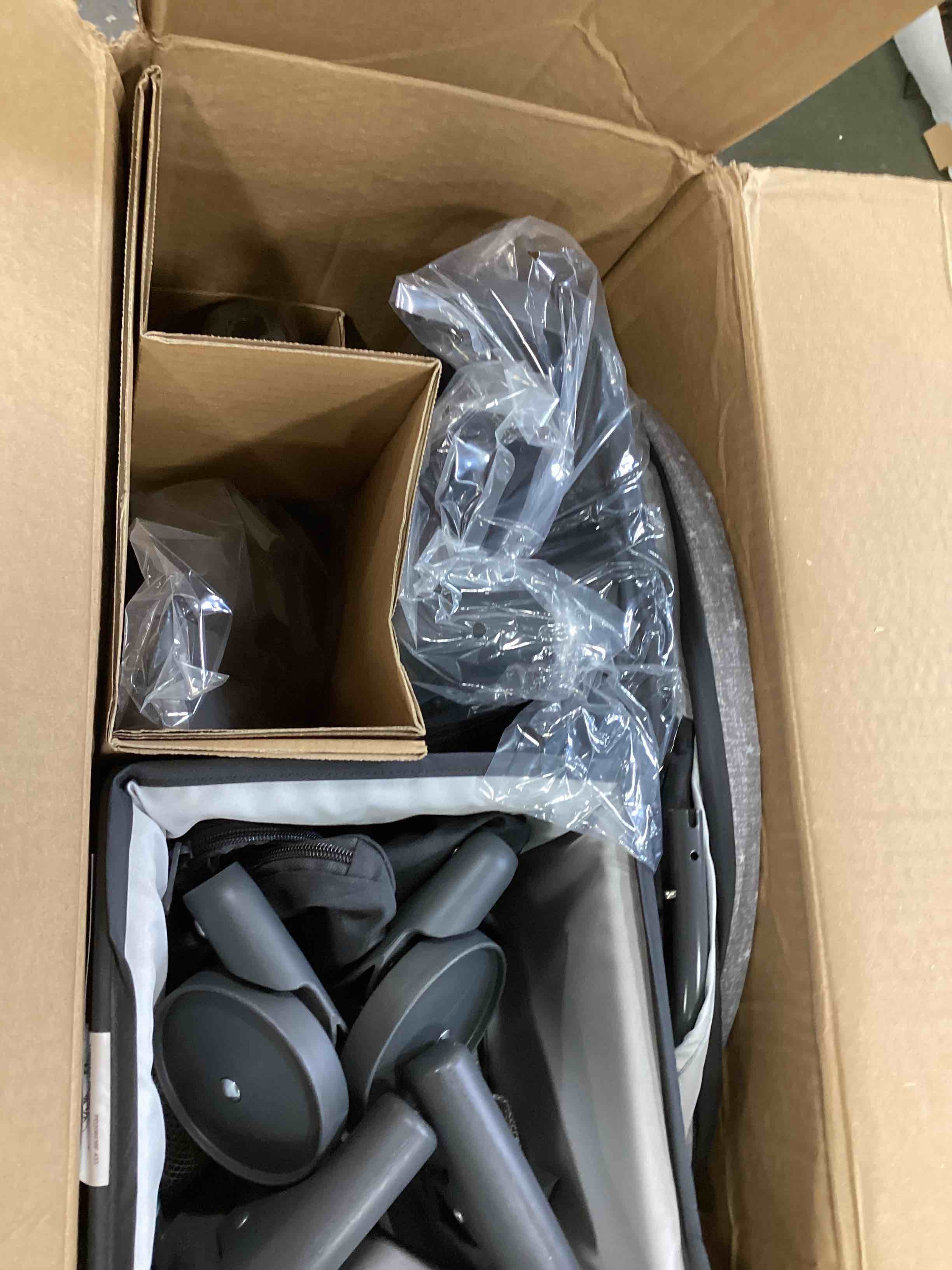 https://s3.amazonaws.com/lotting-images-prod/bidfta/PPE1294078_1744824433664.jpeg