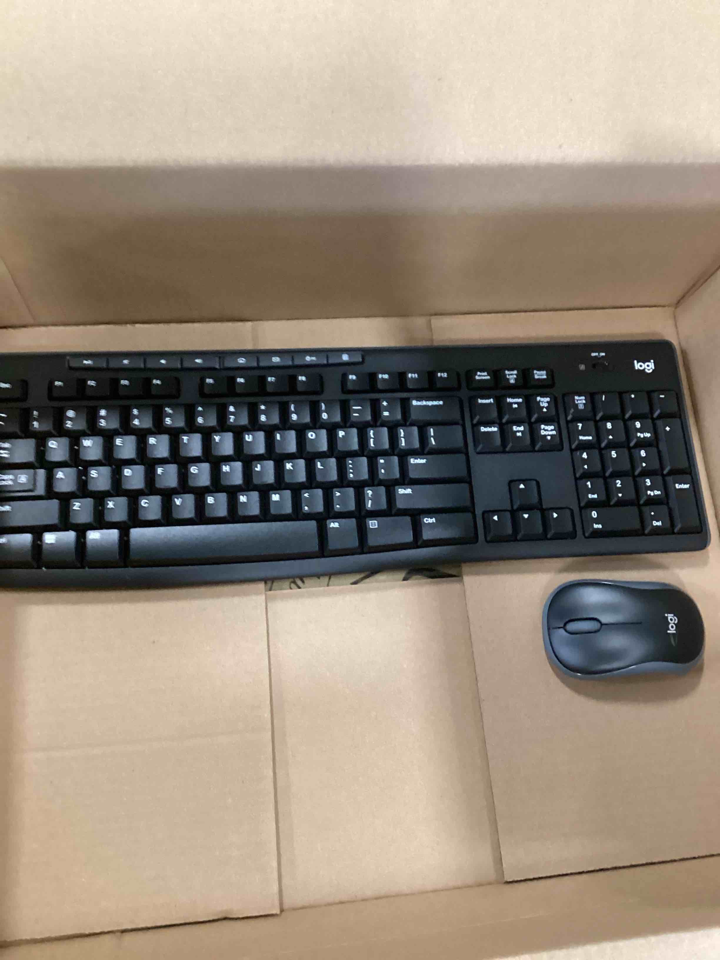 https://s3.amazonaws.com/lotting-images-prod/bidfta/PPE1294335_1744897008521.jpeg
