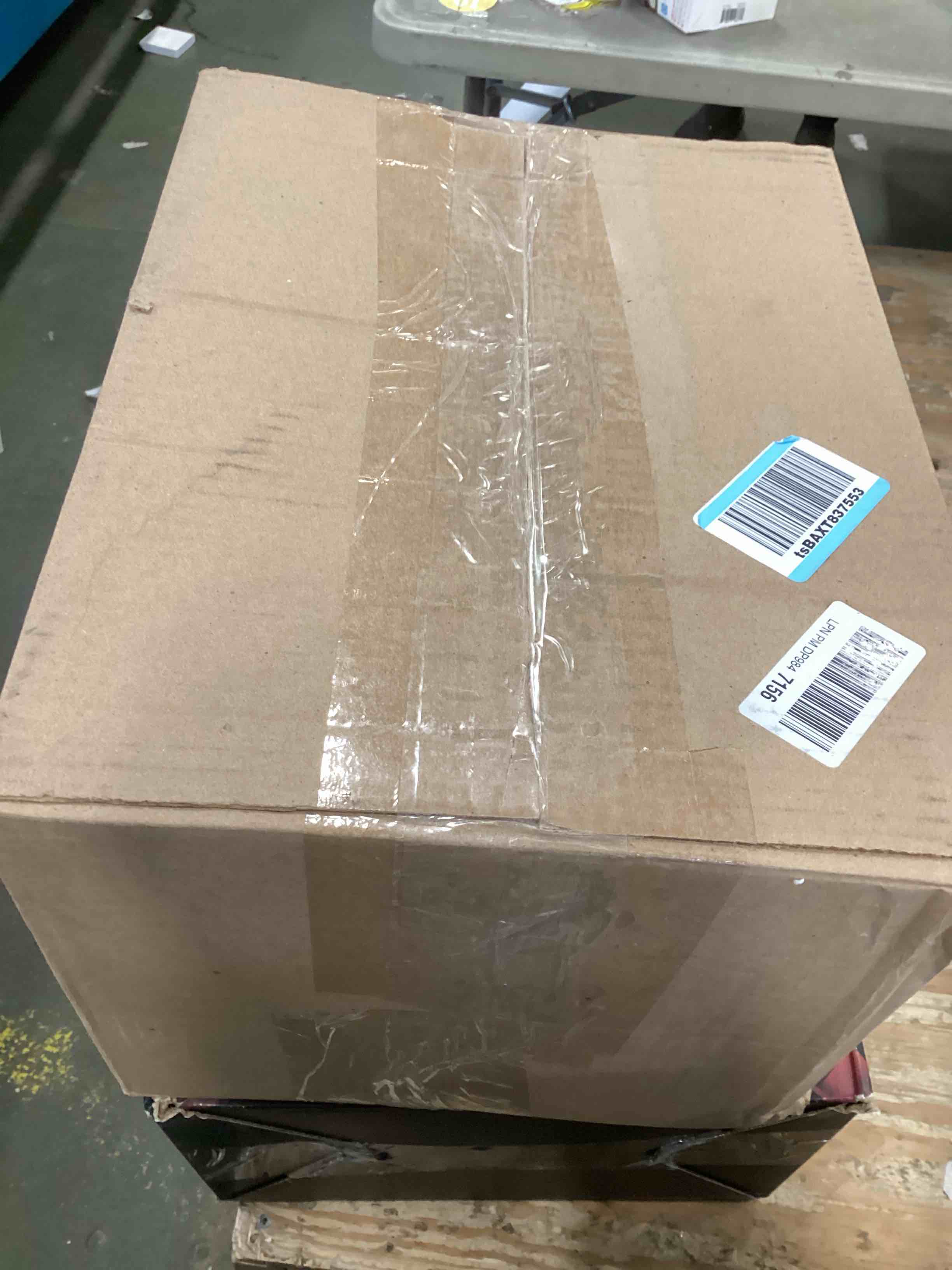 https://s3.amazonaws.com/lotting-images-prod/bidfta/PPE1294412_1744912970061.jpeg