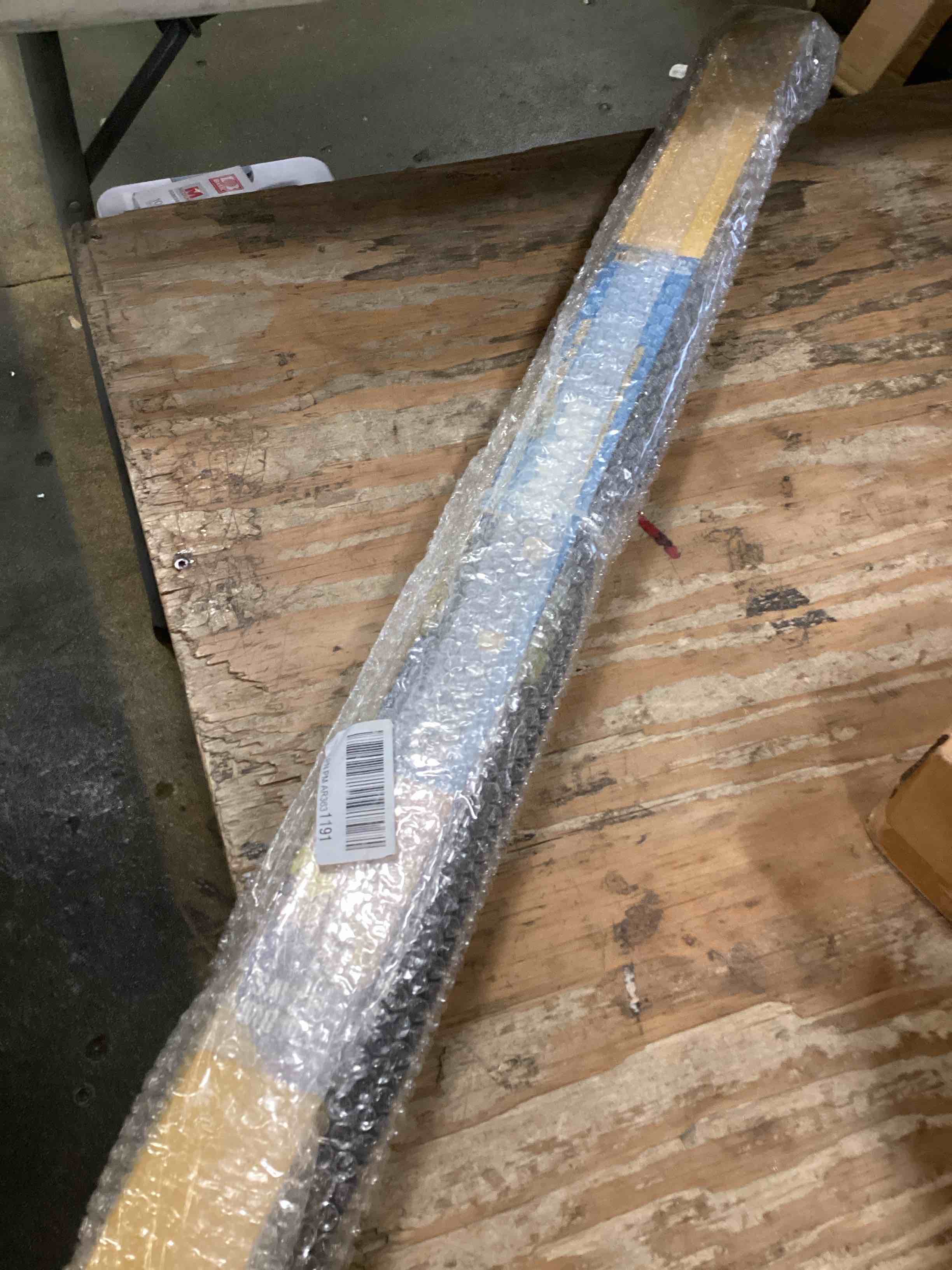 https://s3.amazonaws.com/lotting-images-prod/bidfta/PPE1294718_1745240551489.jpeg