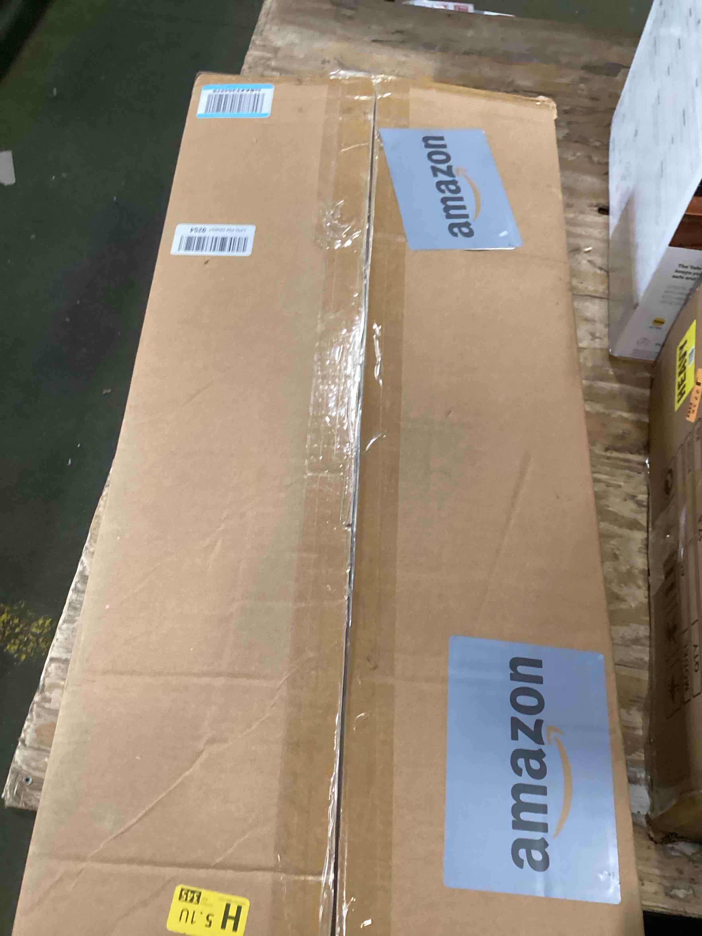 https://s3.amazonaws.com/lotting-images-prod/bidfta/PPE1294786_1745251059866.jpeg