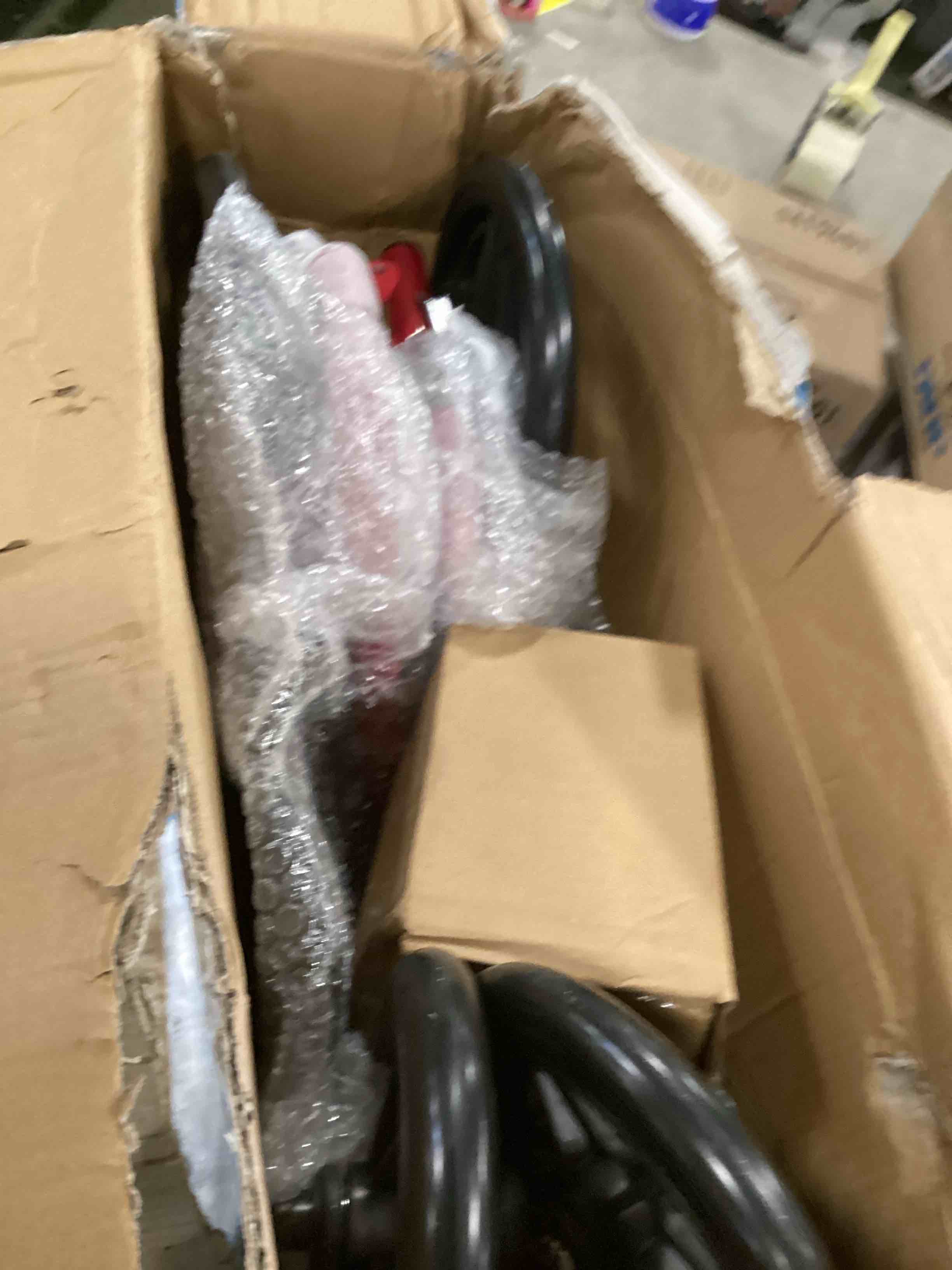 https://s3.amazonaws.com/lotting-images-prod/bidfta/PPE1294813_1745257685979.jpeg