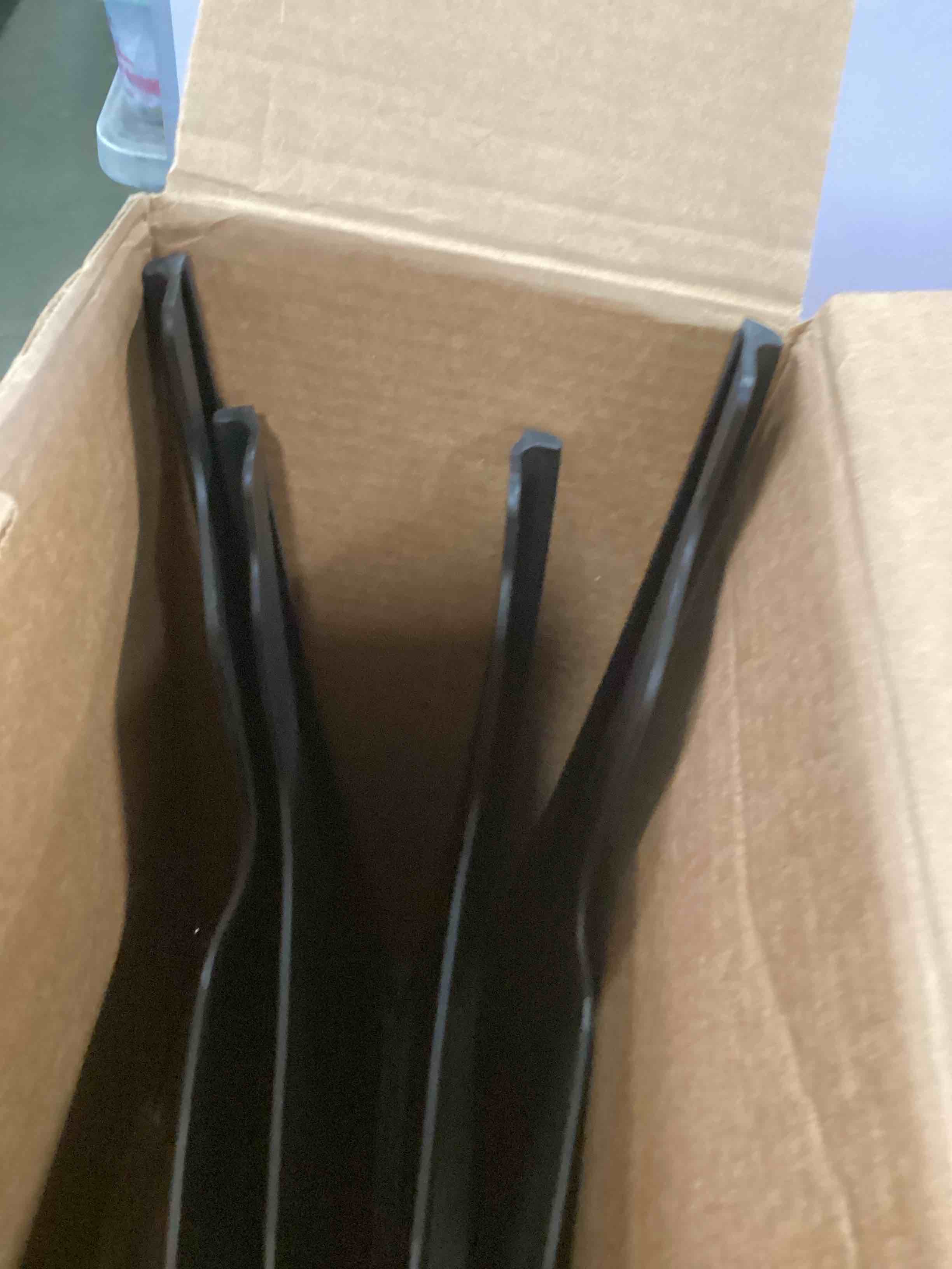 https://s3.amazonaws.com/lotting-images-prod/bidfta/PPE1295005_1745334014662.jpeg
