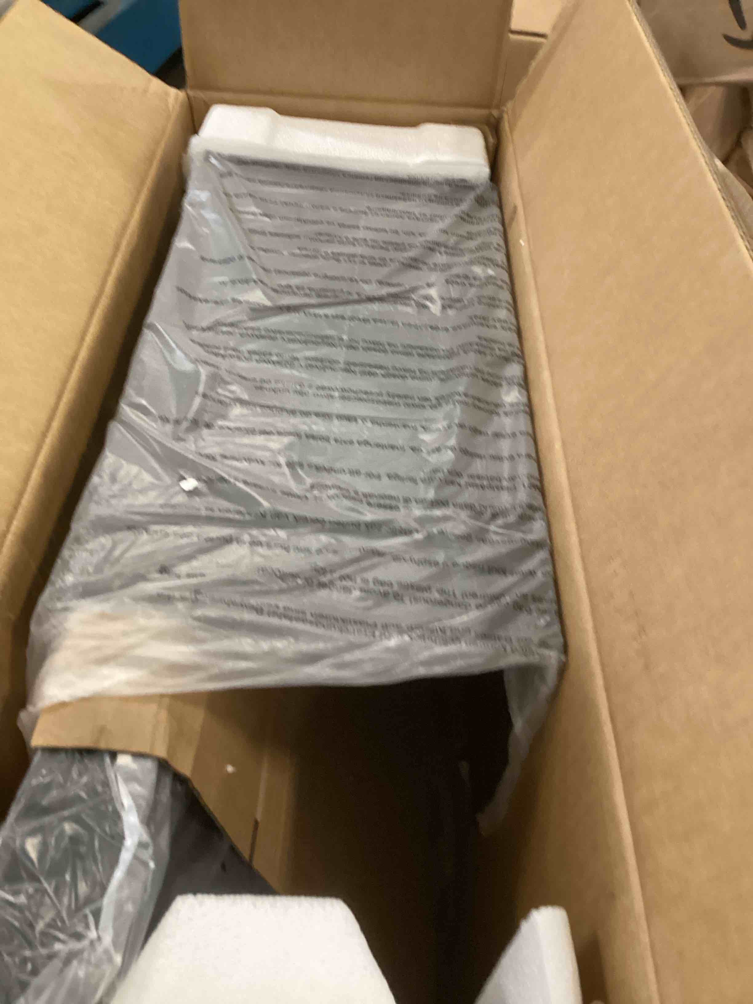 https://s3.amazonaws.com/lotting-images-prod/bidfta/PPE1295027_1745337326248.jpeg