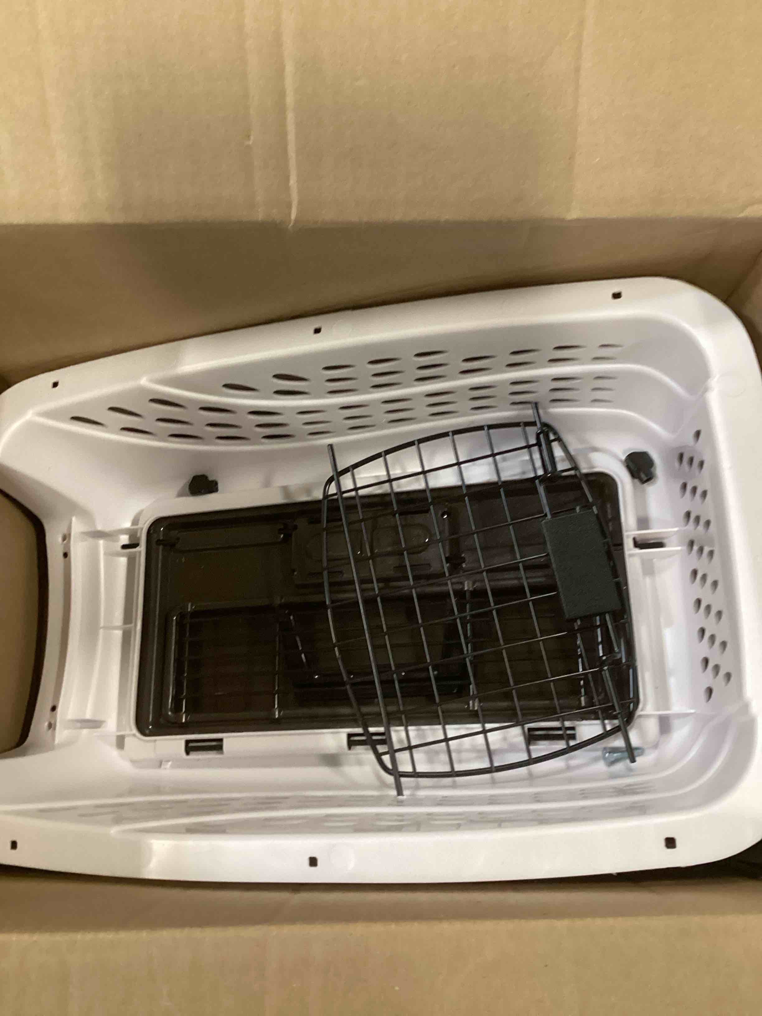 https://s3.amazonaws.com/lotting-images-prod/bidfta/PPE1295036_1745338477543.jpeg