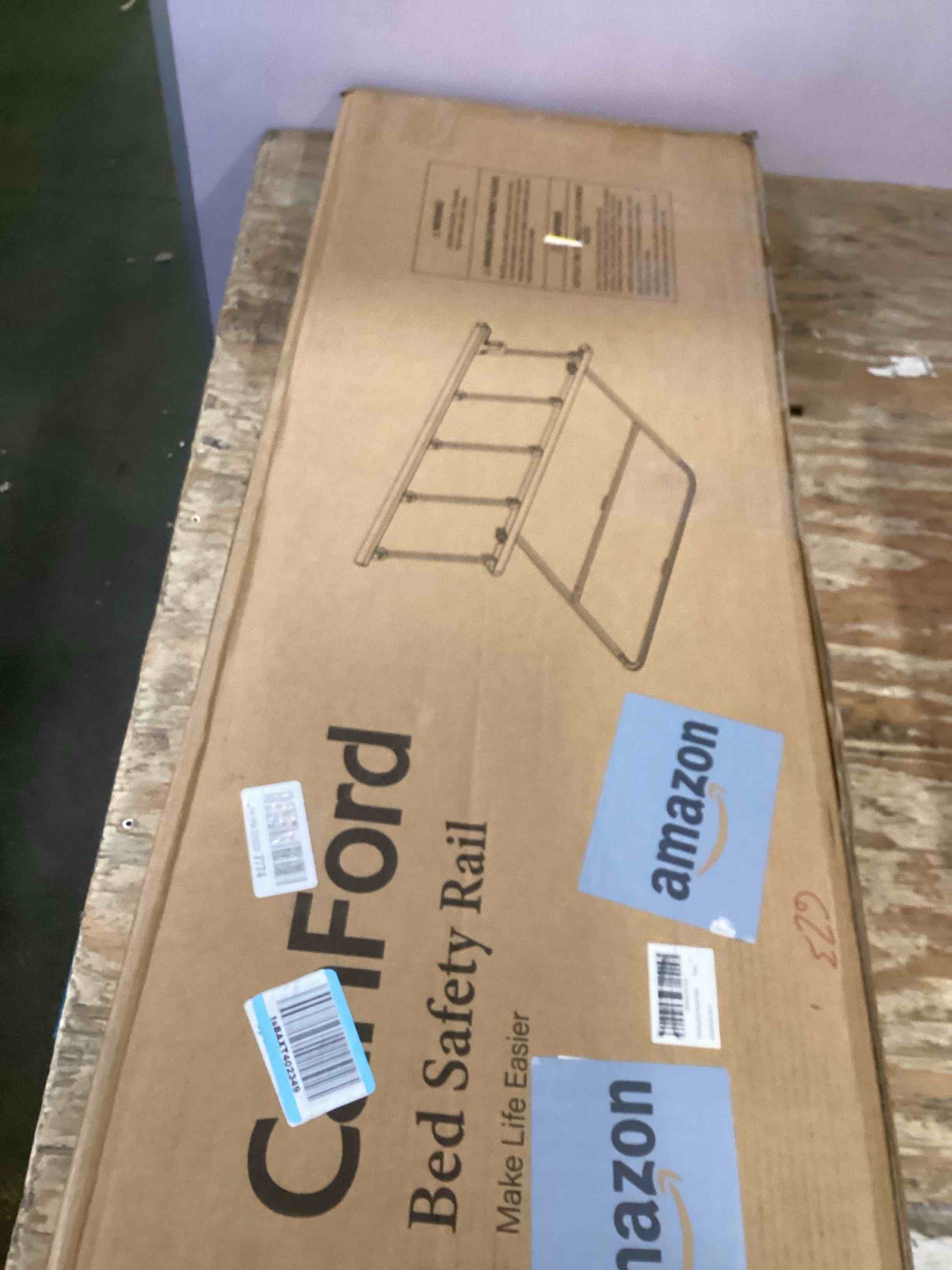 https://s3.amazonaws.com/lotting-images-prod/bidfta/PPE1295080_1745346386946.jpeg