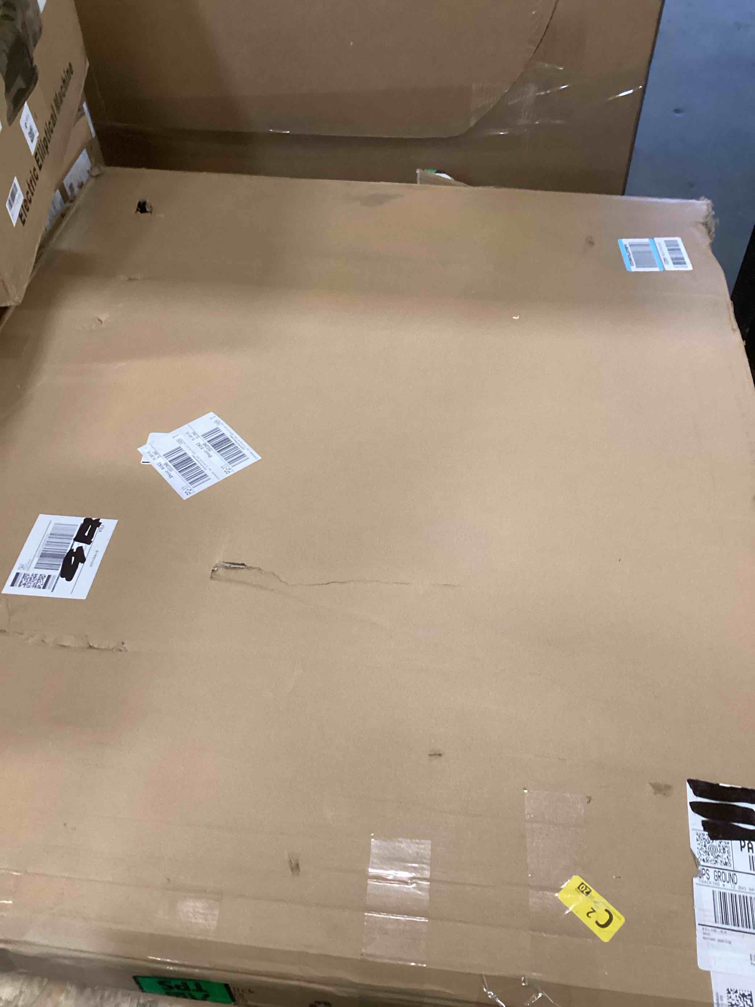 https://s3.amazonaws.com/lotting-images-prod/bidfta/PPE1295287_1745436171323.jpeg