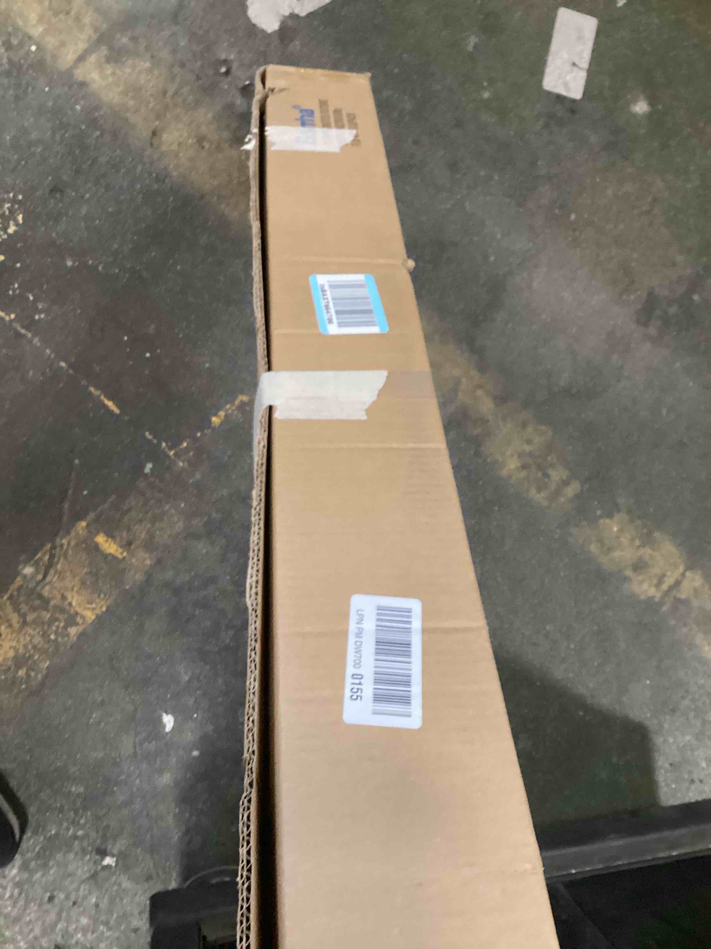 https://s3.amazonaws.com/lotting-images-prod/bidfta/PPE1295635_1746016482151.jpeg