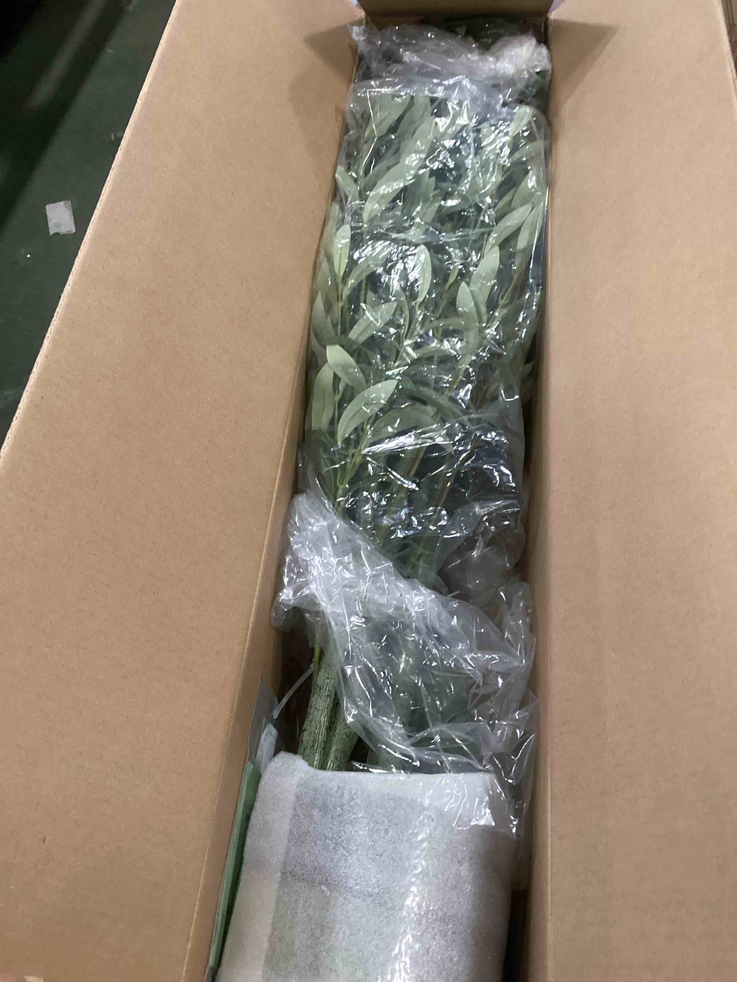 https://s3.amazonaws.com/lotting-images-prod/bidfta/PPE1295674_1746020788812.jpeg
