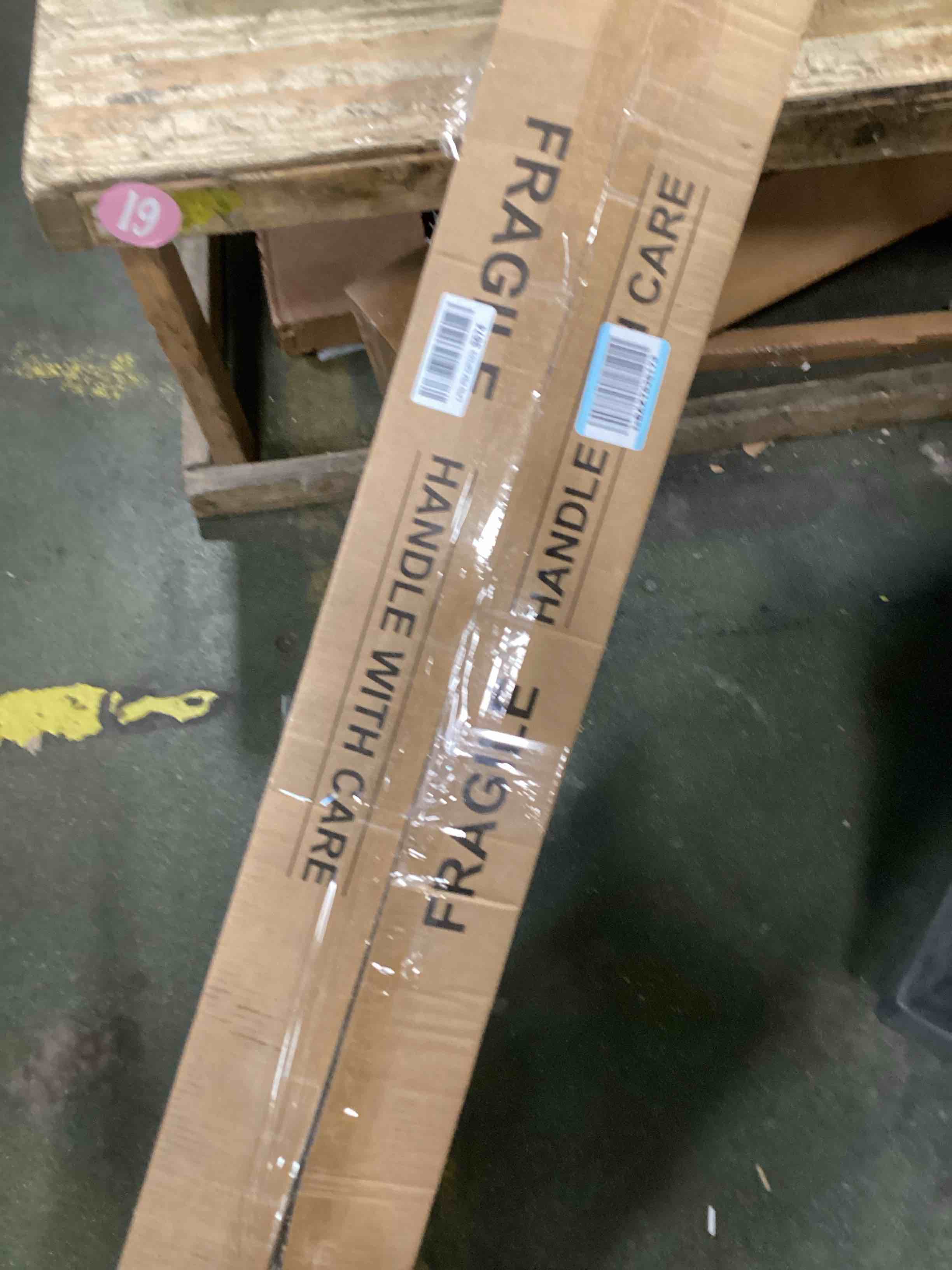 https://s3.amazonaws.com/lotting-images-prod/bidfta/PPE1295935_1746117237967.jpeg
