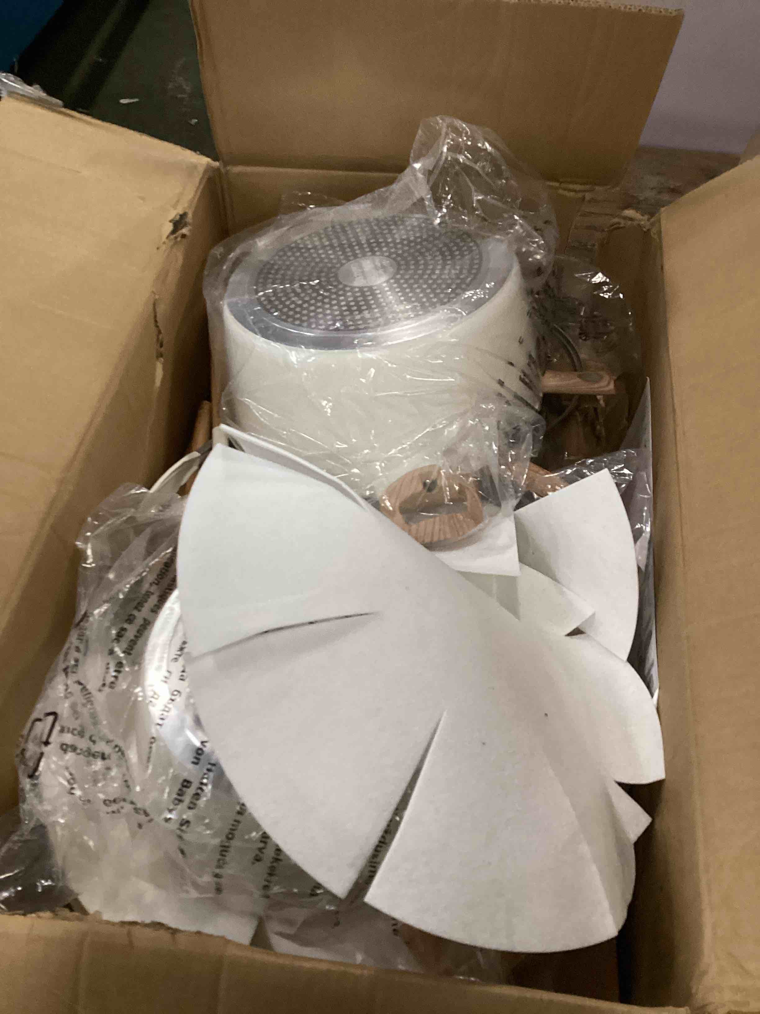 https://s3.amazonaws.com/lotting-images-prod/bidfta/PPE1296070_1746192678439.jpeg