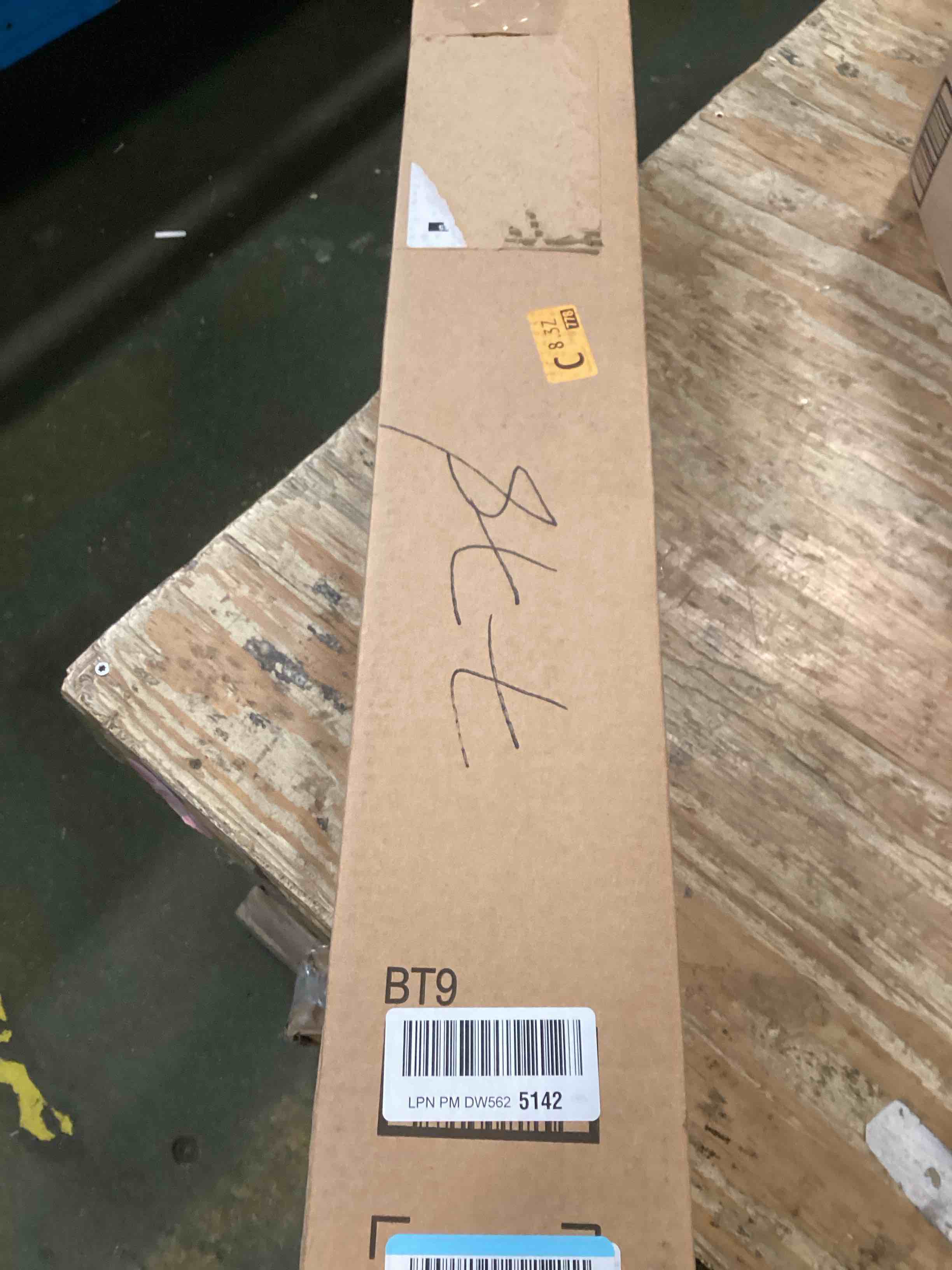 https://s3.amazonaws.com/lotting-images-prod/bidfta/PPE1296202_1746215504329.jpeg